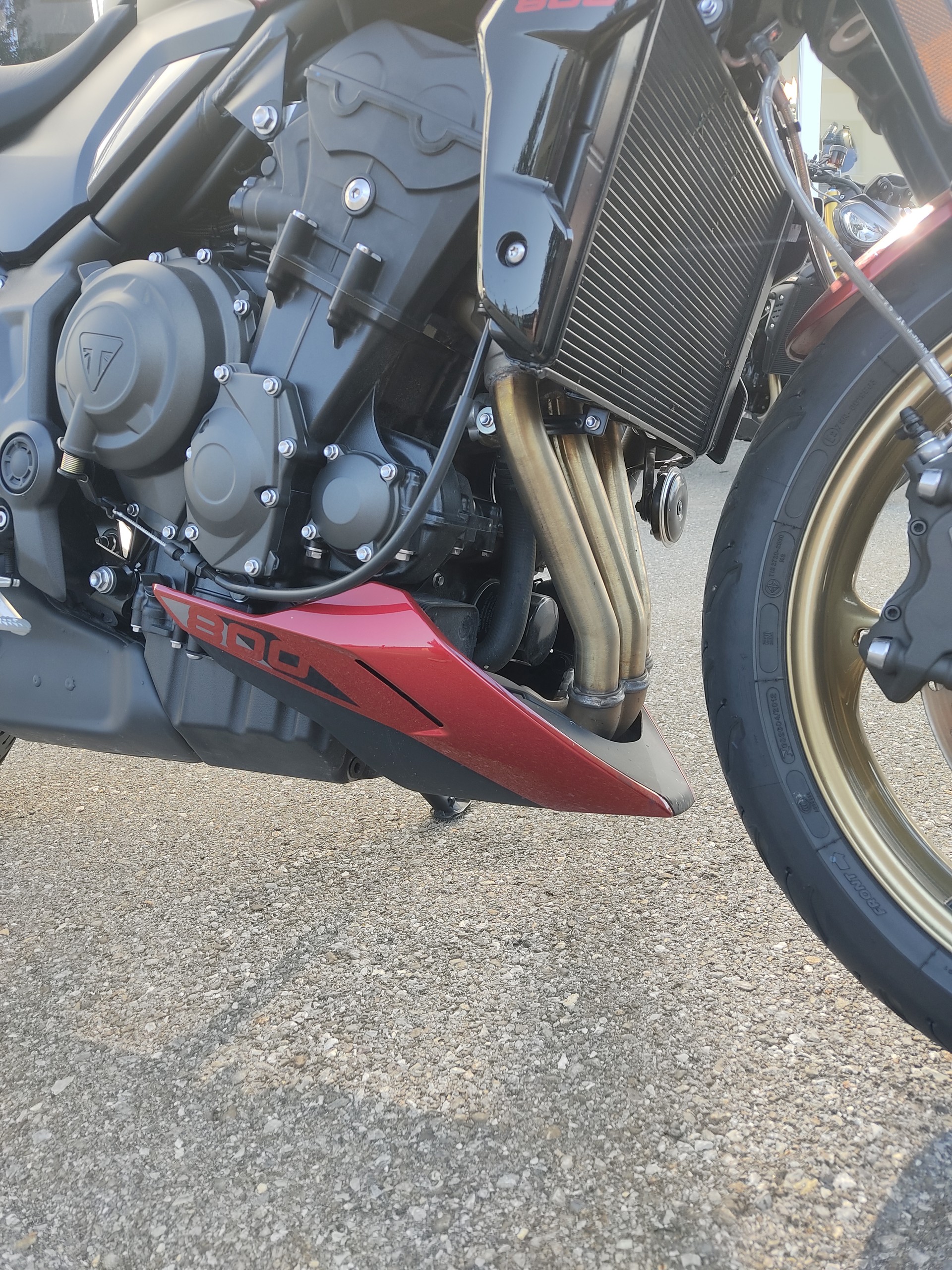 TRIUMPH Trident 800-image-8