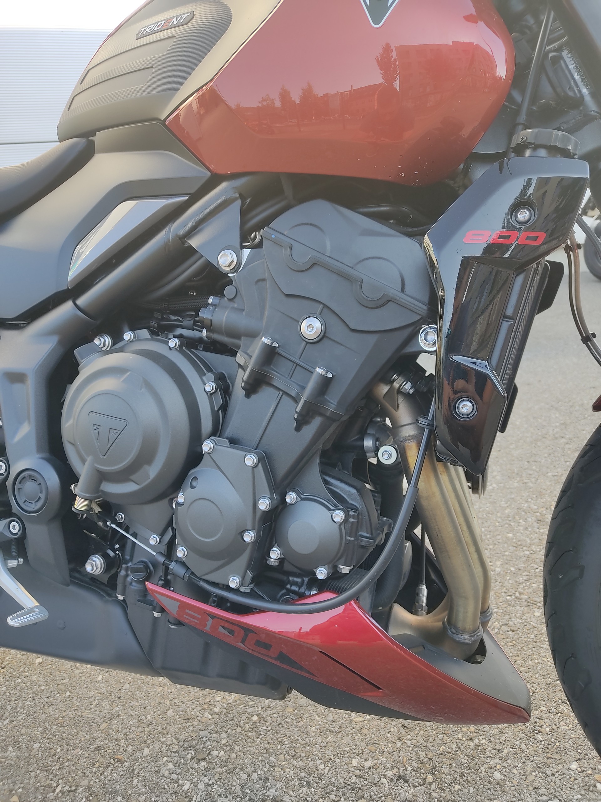 TRIUMPH Trident 800-image-5