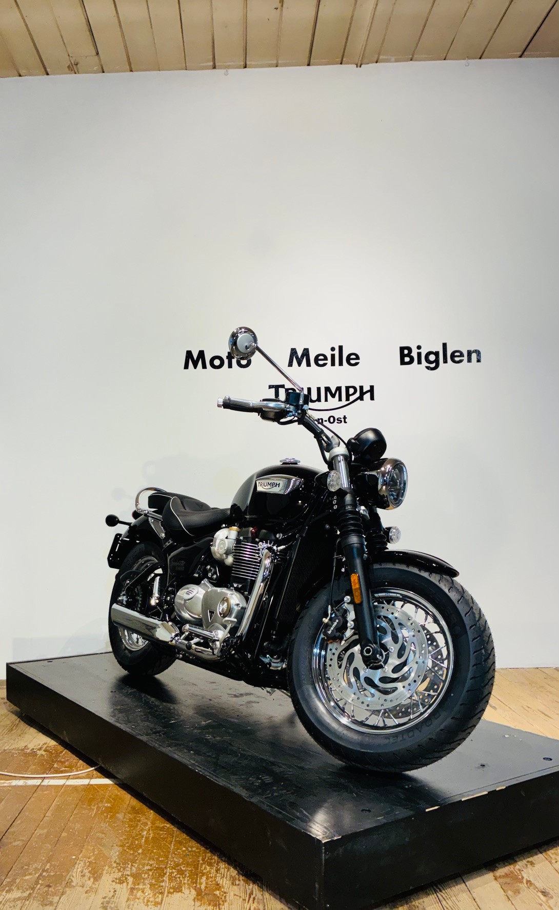 TRIUMPH Speedmaster-image-0