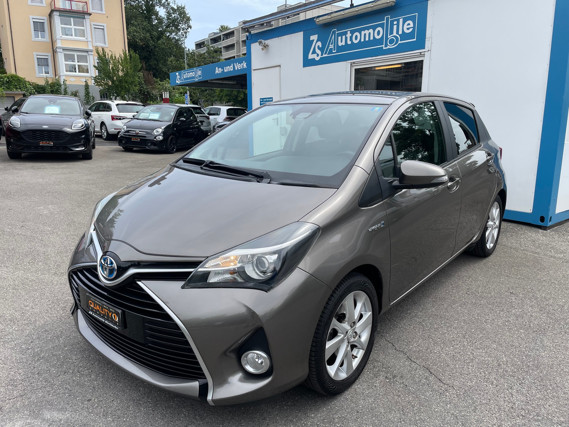 TOYOTA Yaris 1.5 VVT-i Hybrid Style e-CVT