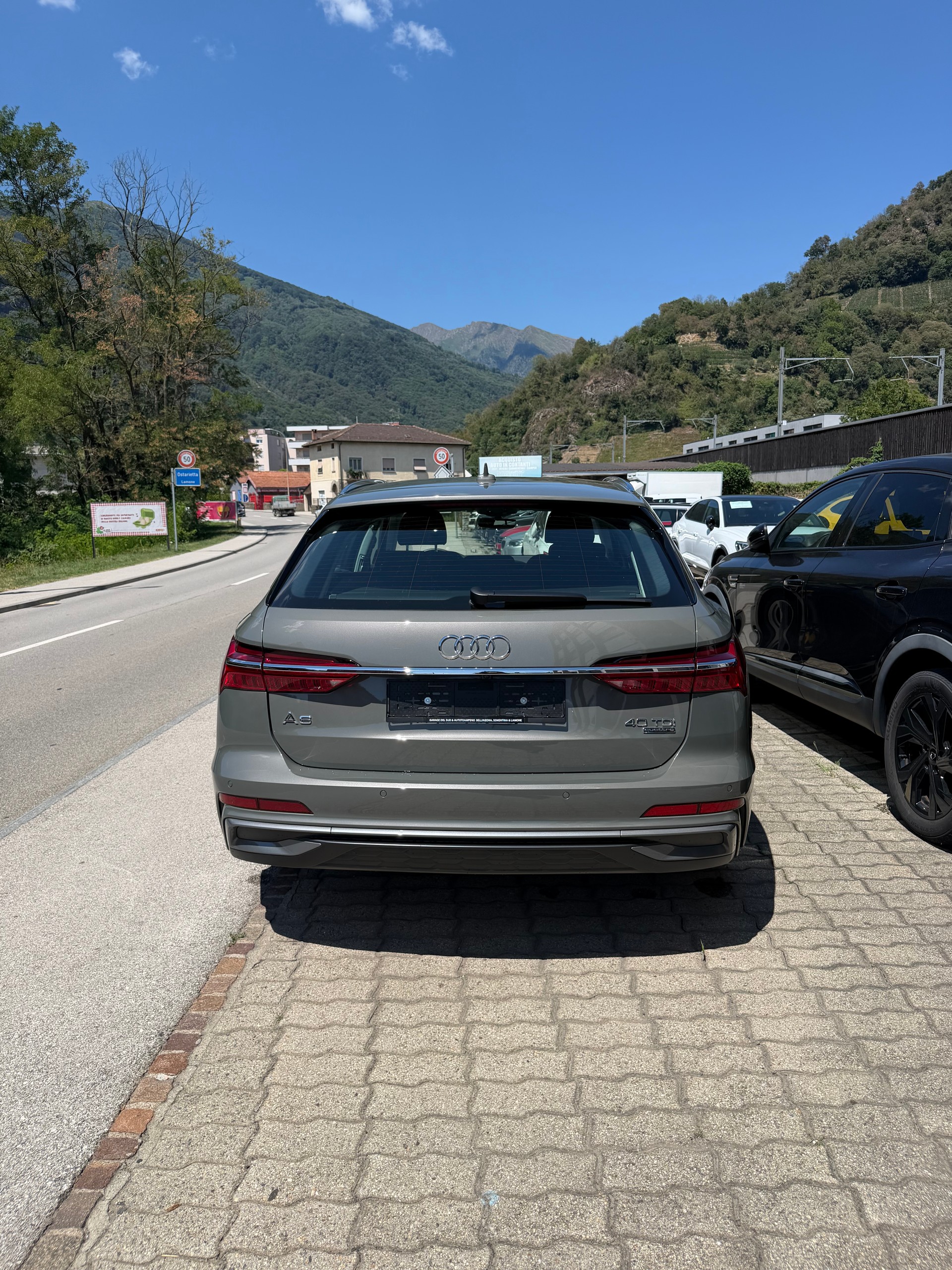 AUDI A6 Avant 40 TDI Sport Attraction quattro S-tronic-image-5