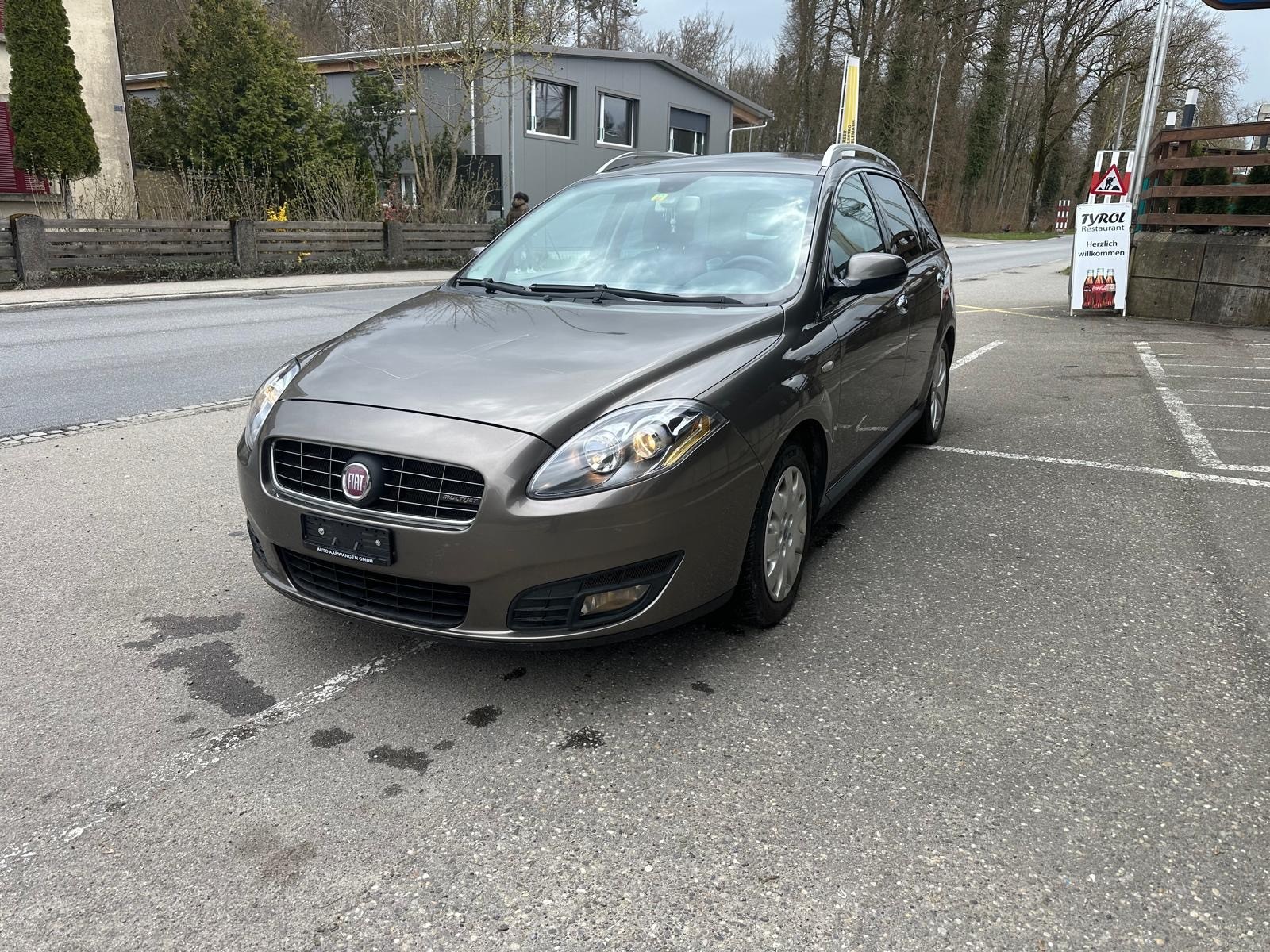FIAT Croma 1.9 16V JTD Dynamic-showroom-element-1