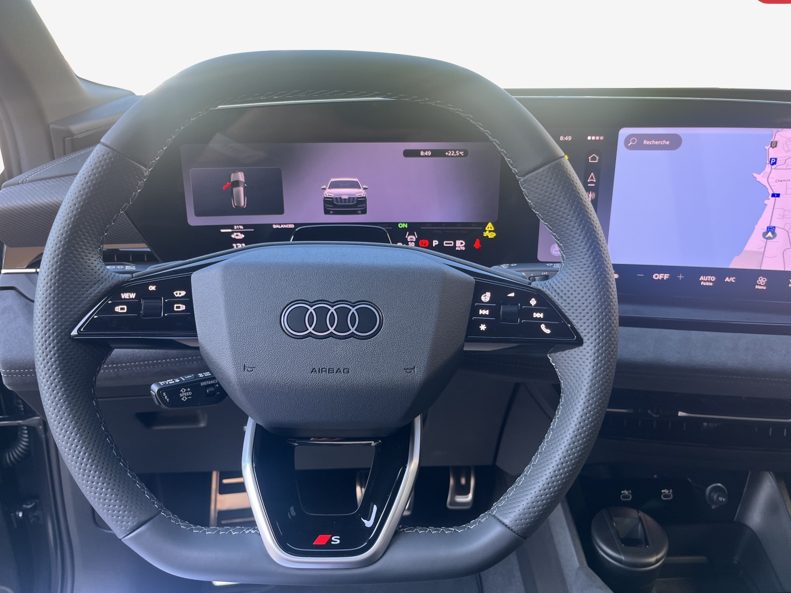 AUDI Q6 e-tron quattro-image-9