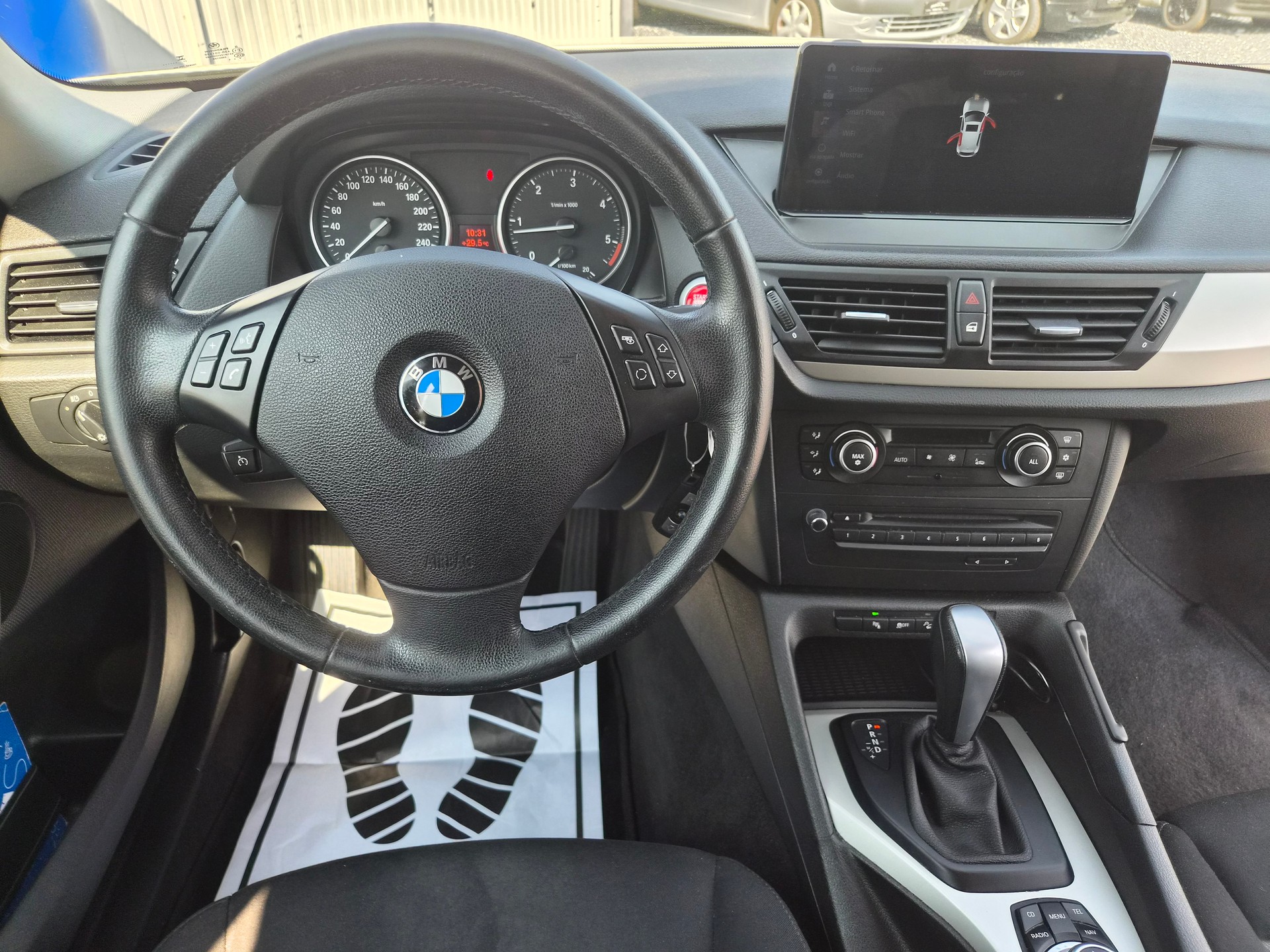 BMW X1 xDrive 23d Steptronic-image-9