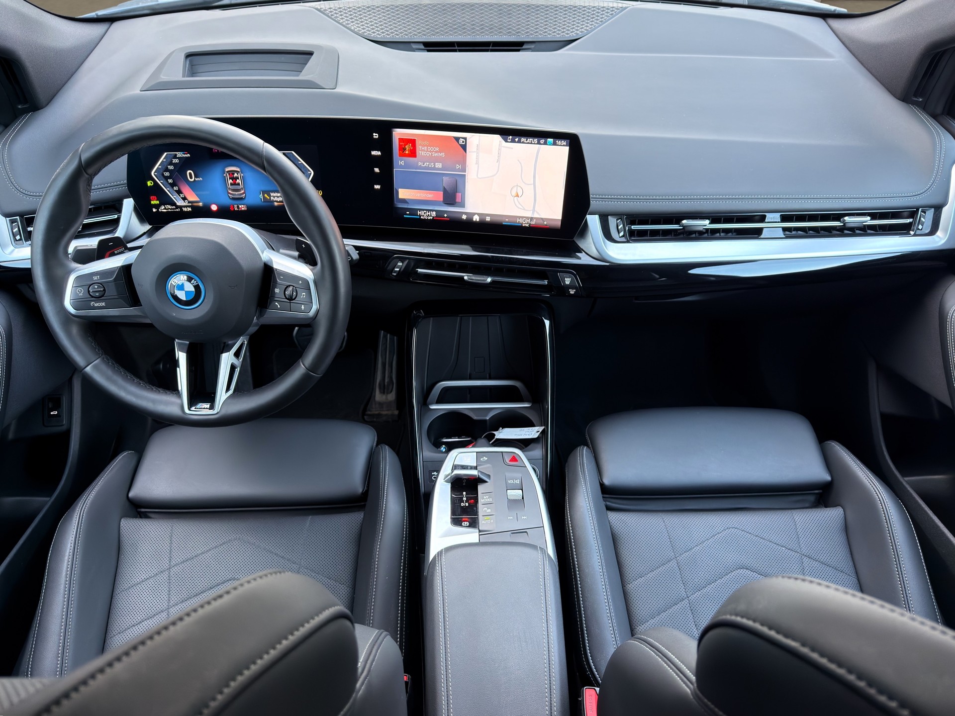 BMW 225e xDrive Active Tourer❗M Sport❗✅CH-Fahrzeug & Werksgarantie✅-image-7