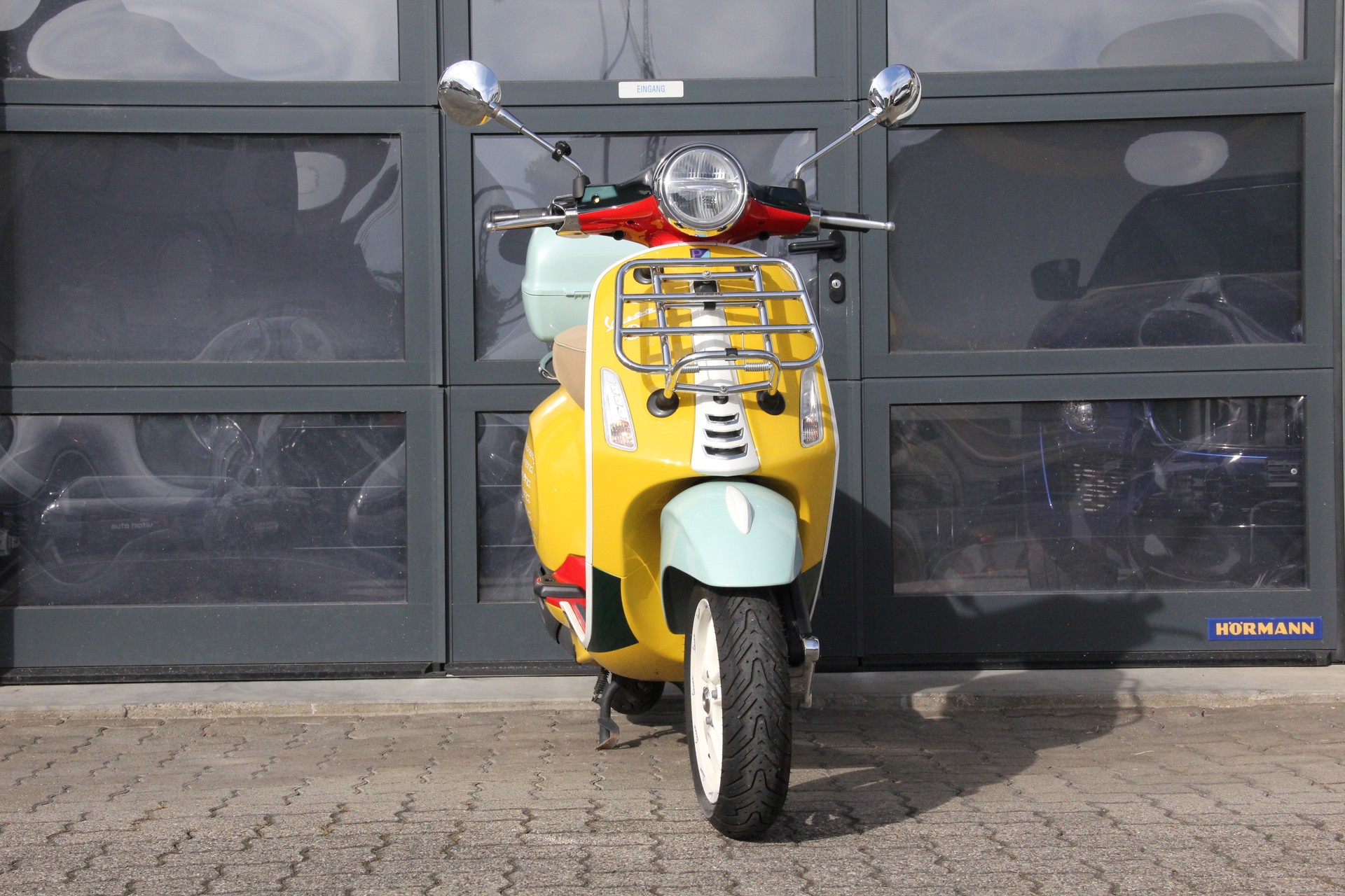 PIAGGIO Vespa 125 Primavera Wotherspoon-image-4