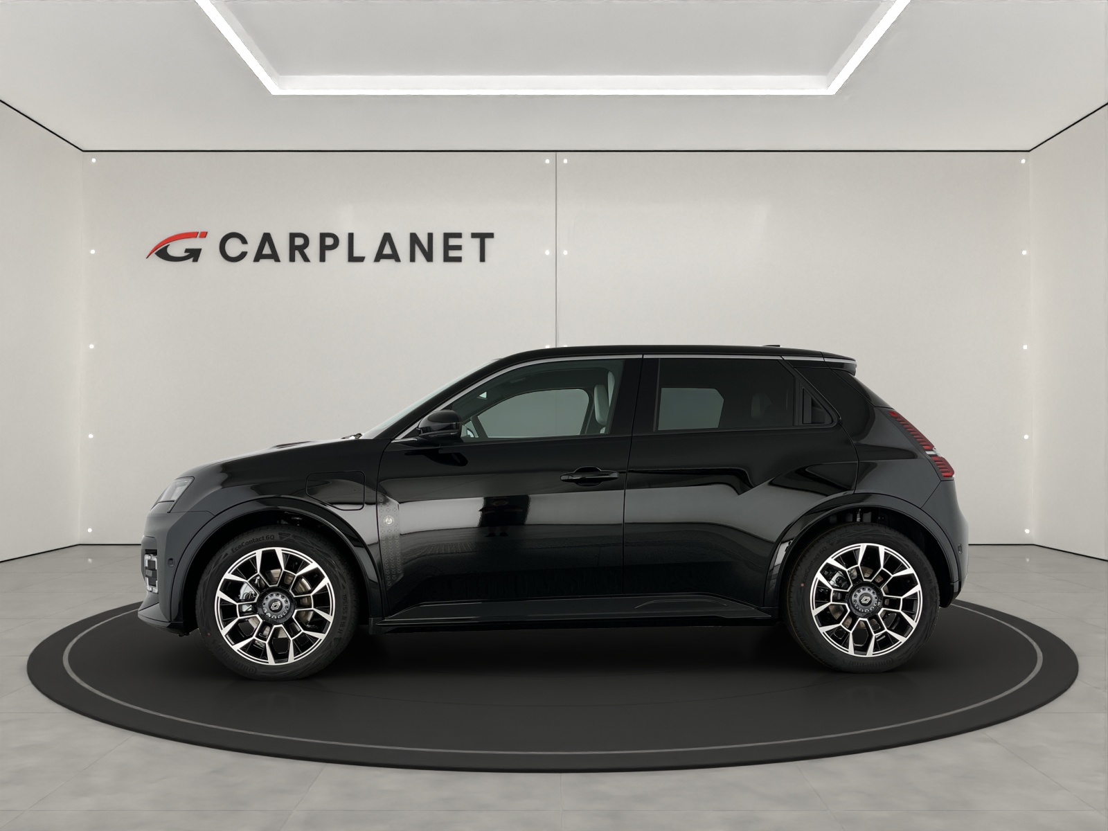 RENAULT R5 E-Tech Comfort Range Roland Garros-showroom-element-1