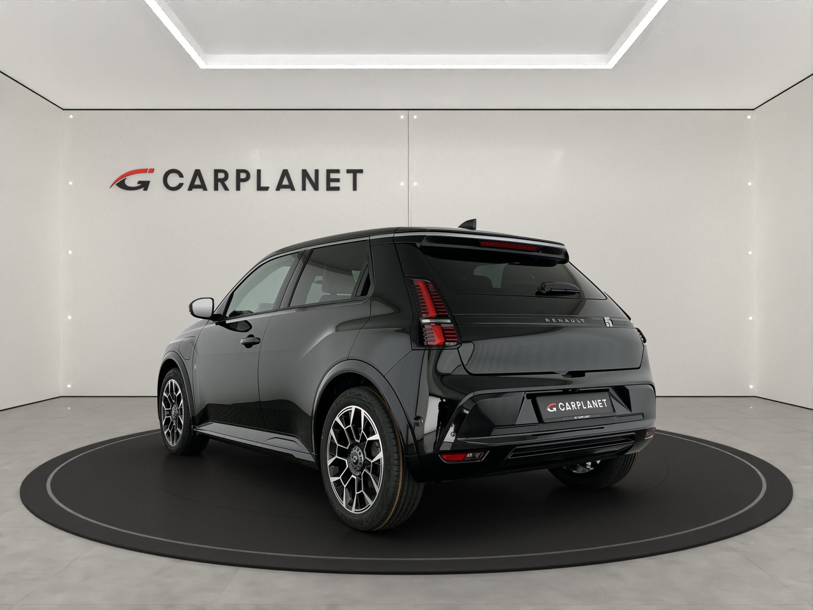 RENAULT R5 E-Tech Comfort Range Roland Garros-showroom-element-2