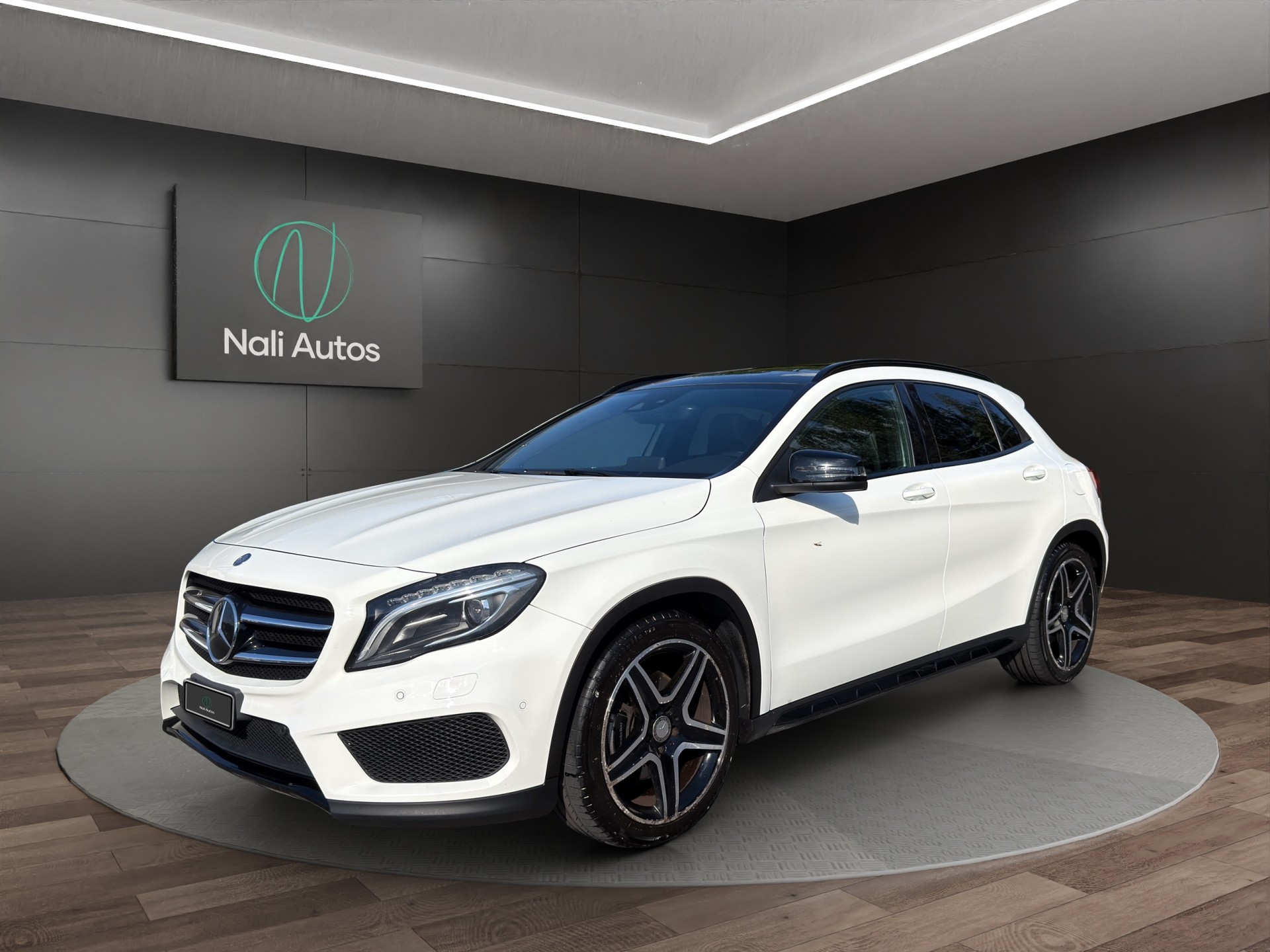 MERCEDES-BENZ GLA 250 AMG Line 4Matic 7G-DCT
