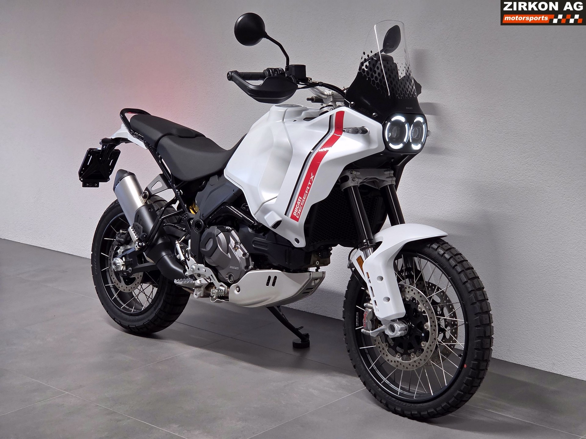 DUCATI Desert X (35kW)-image-2