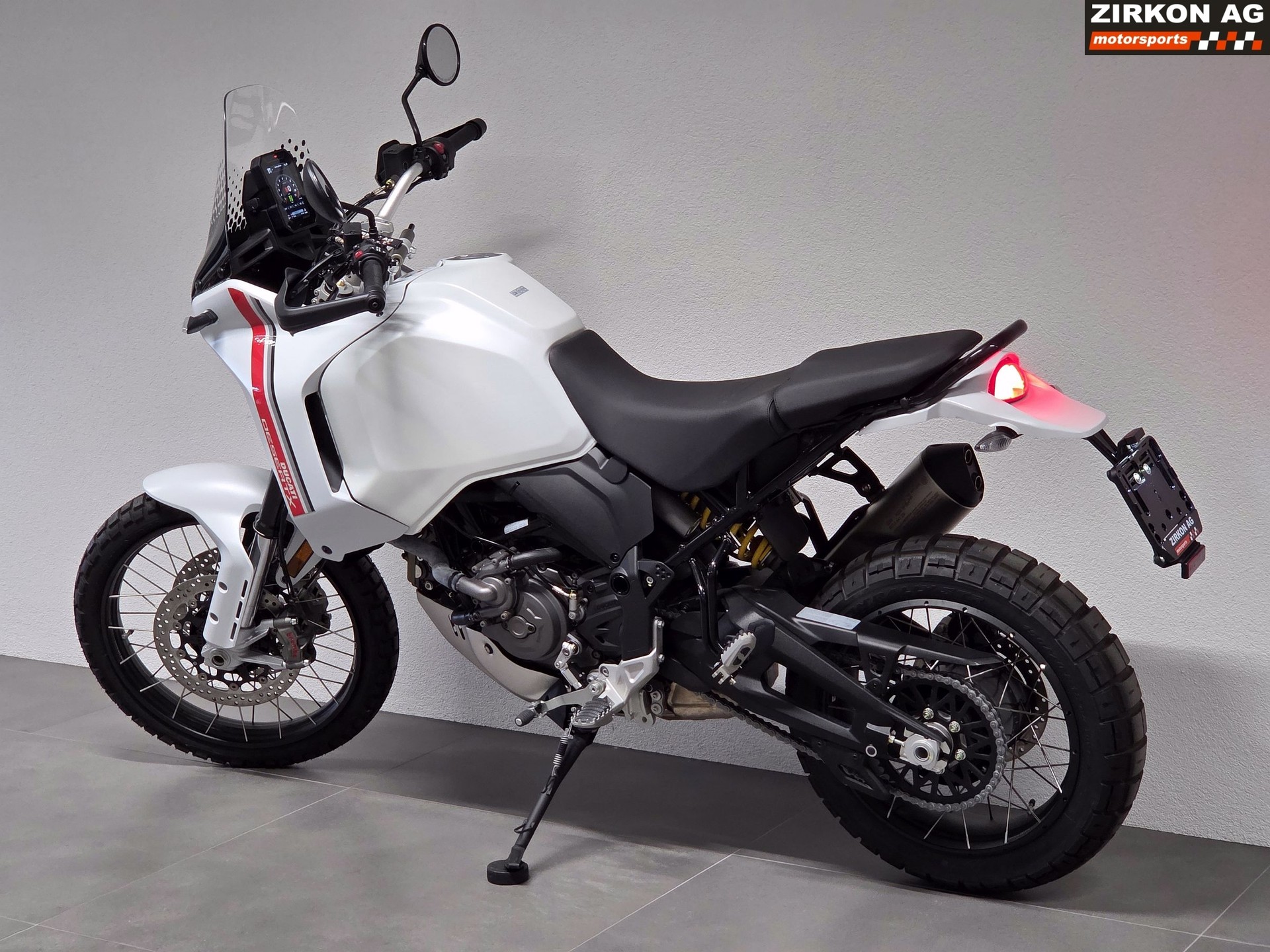 DUCATI Desert X (35kW)-image-10