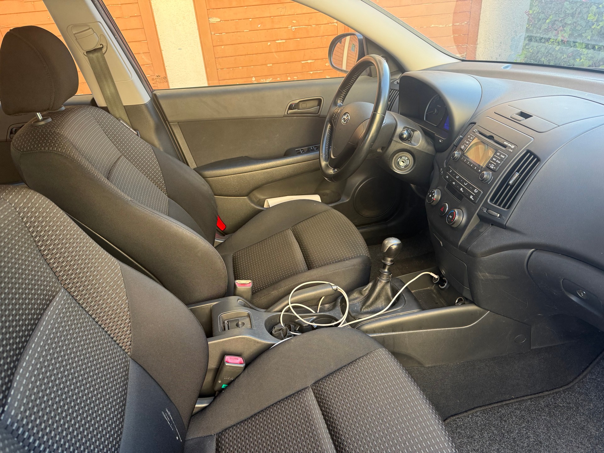 HYUNDAI i30 Wagon 1.6 Comfort-image-4