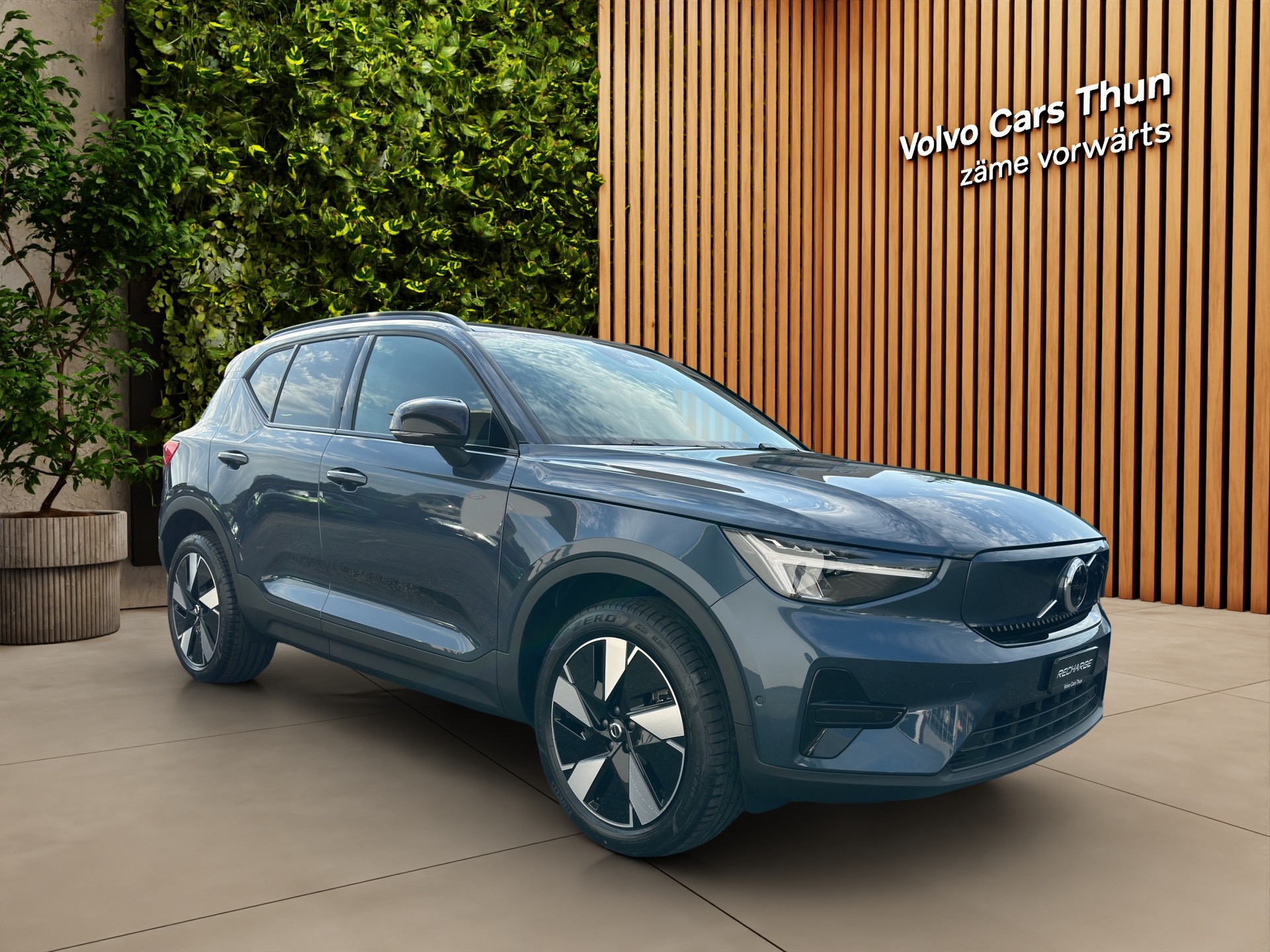 VOLVO EX40 Twin Plus AWD-image-2