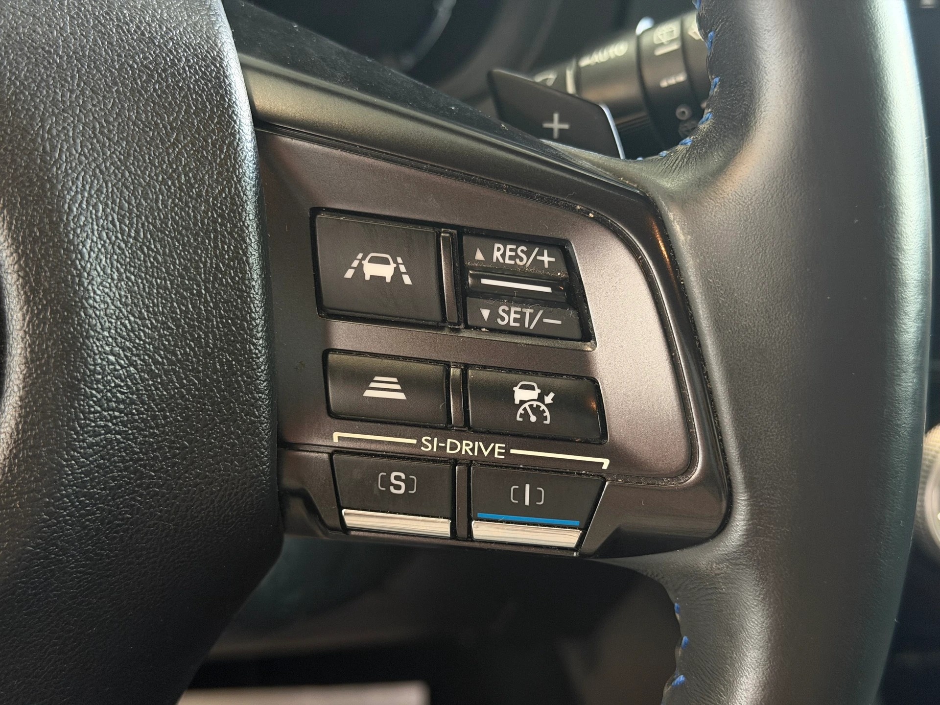 SUBARU Levorg 2.0i Swiss Plus AWD Lineartronic | CH-Auto | 1-Hand | Ab MFK 08.2025 | AHK | Ab Service-image-12