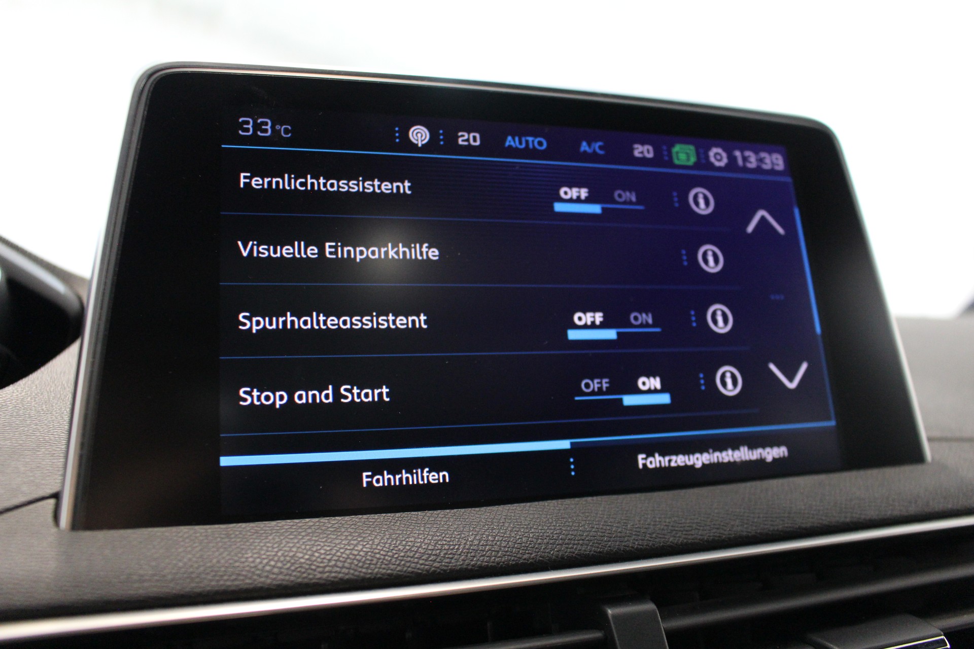 PEUGEOT 3008 2.0 BlueHDi 180 GT-image-18