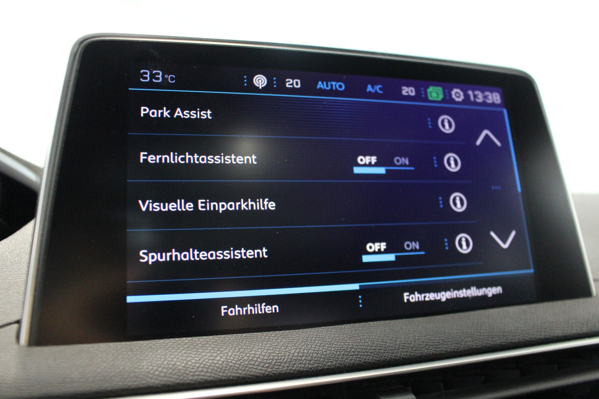 PEUGEOT 3008 2.0 BlueHDi 180 GT-image-17