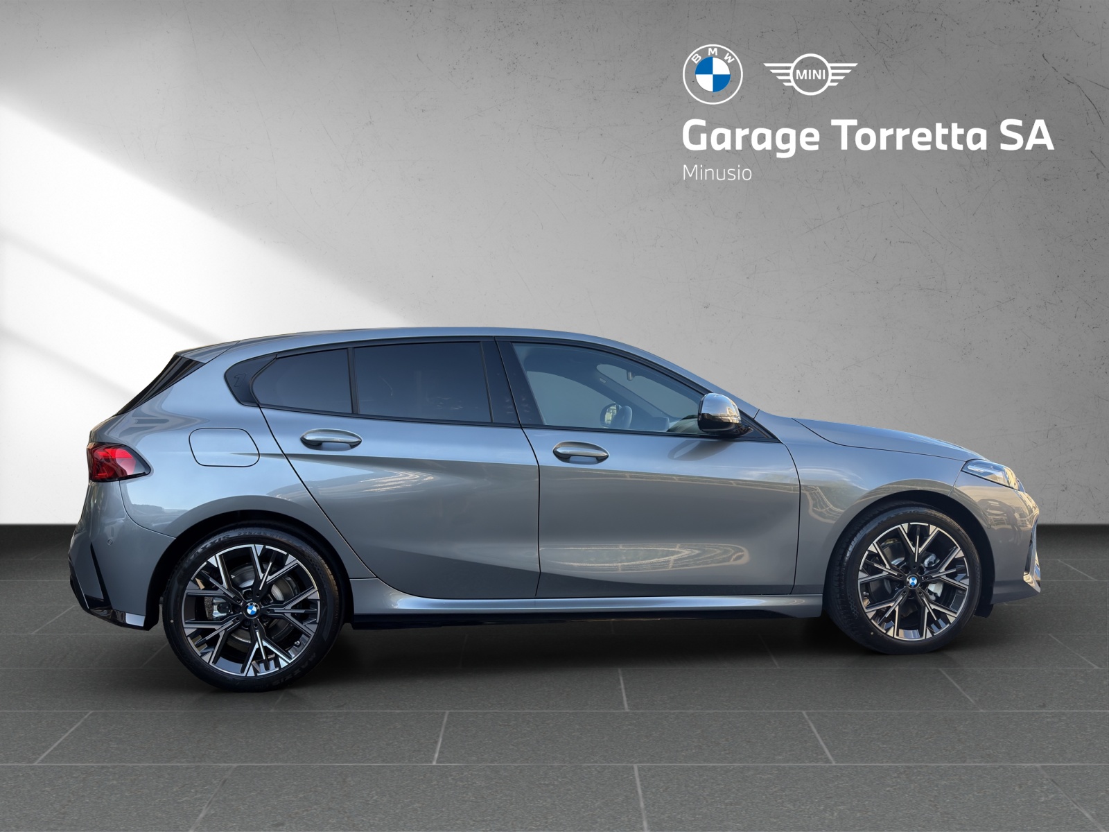 BMW 120 M Sport Steptronic-image-5