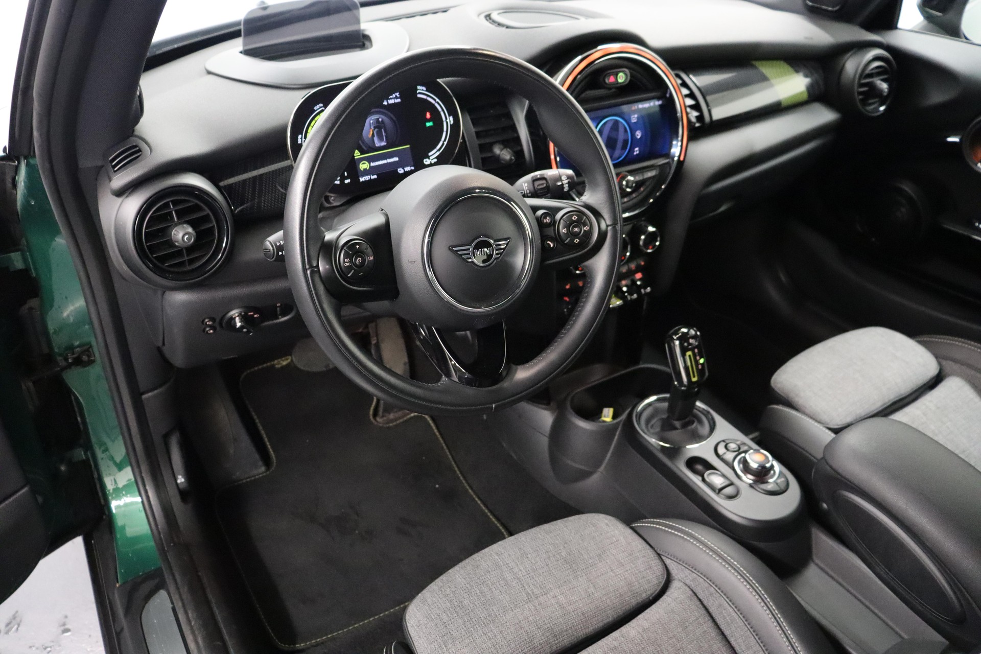 MINI F56 Cooper SE-image-13