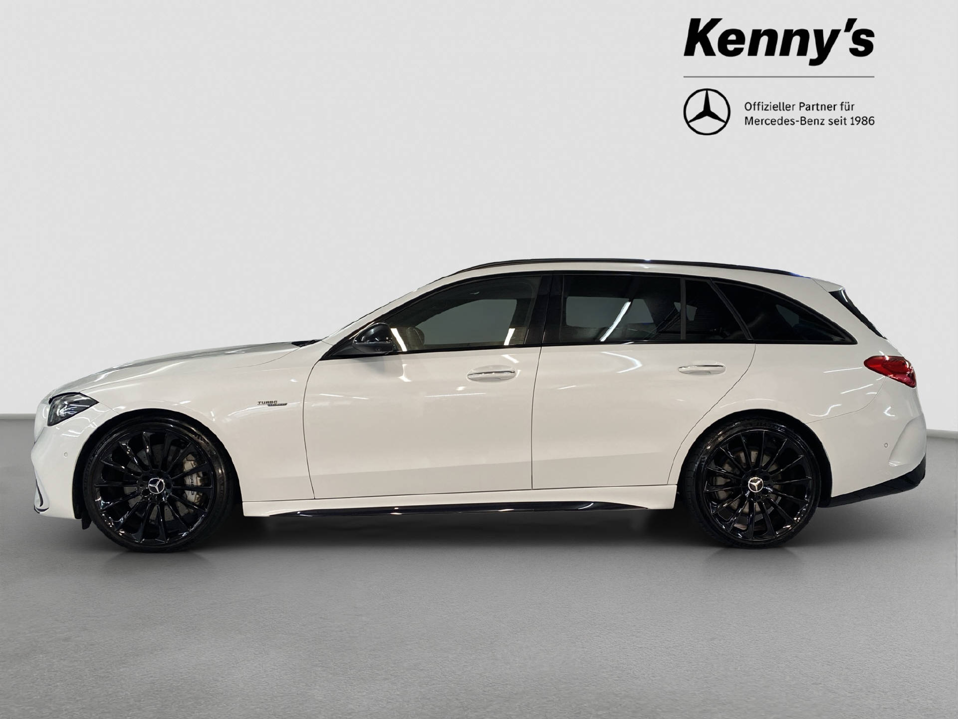 MERCEDES-BENZ C 43 AMG 4MATIC Kombi-showroom-element-2