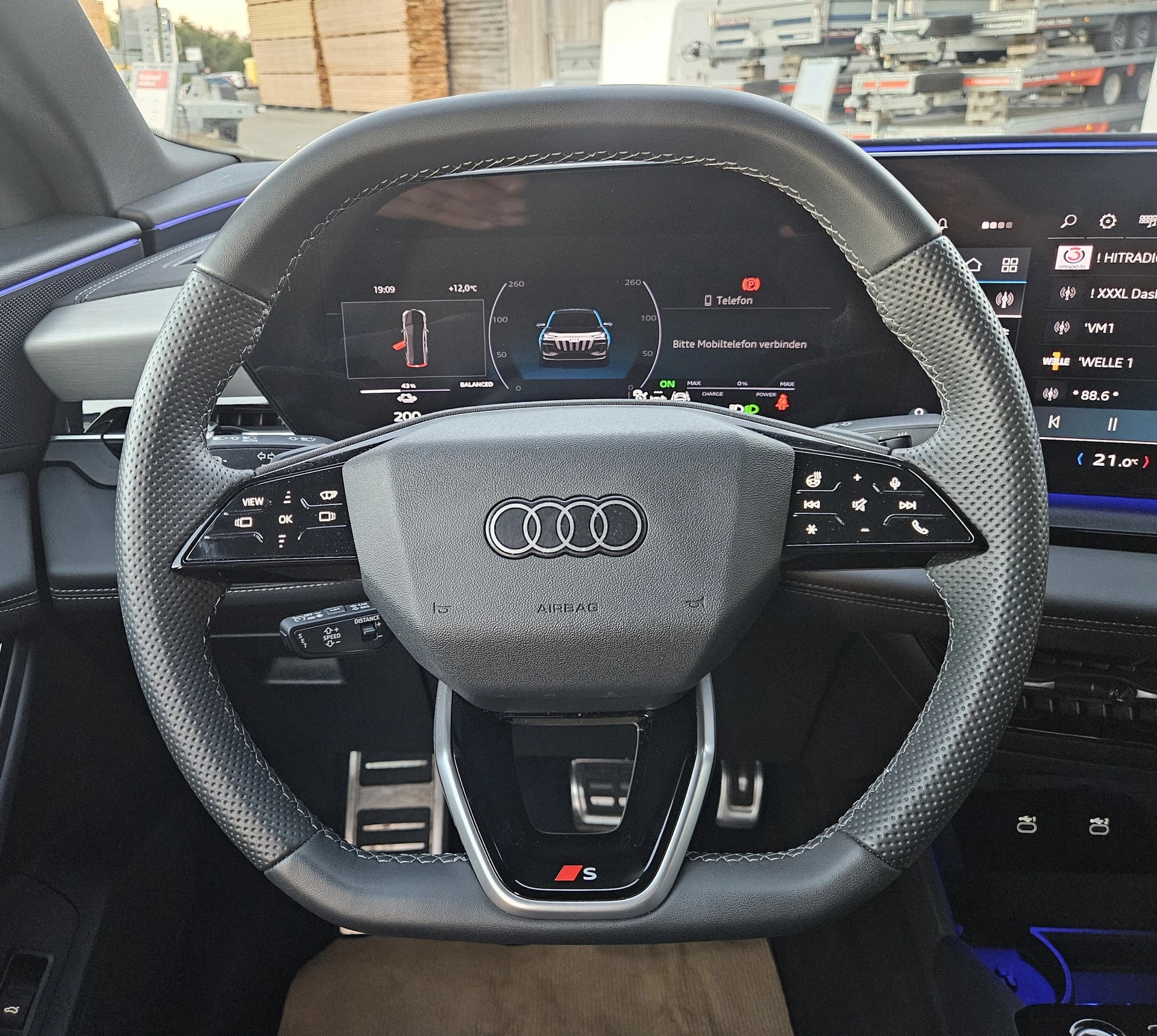 AUDI Q6 e-tron quattro S-Line mit Anhängerkupplung-image-17