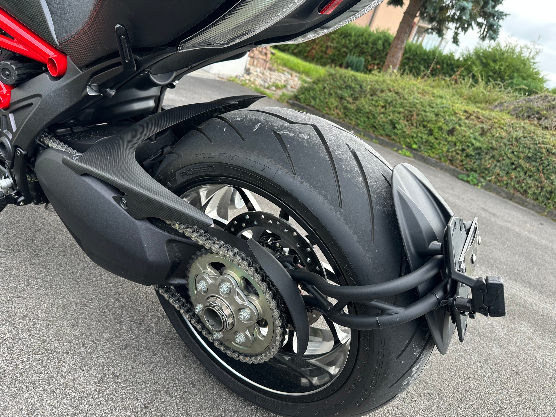 DUCATI Diavel 1200 Carbon-image-4