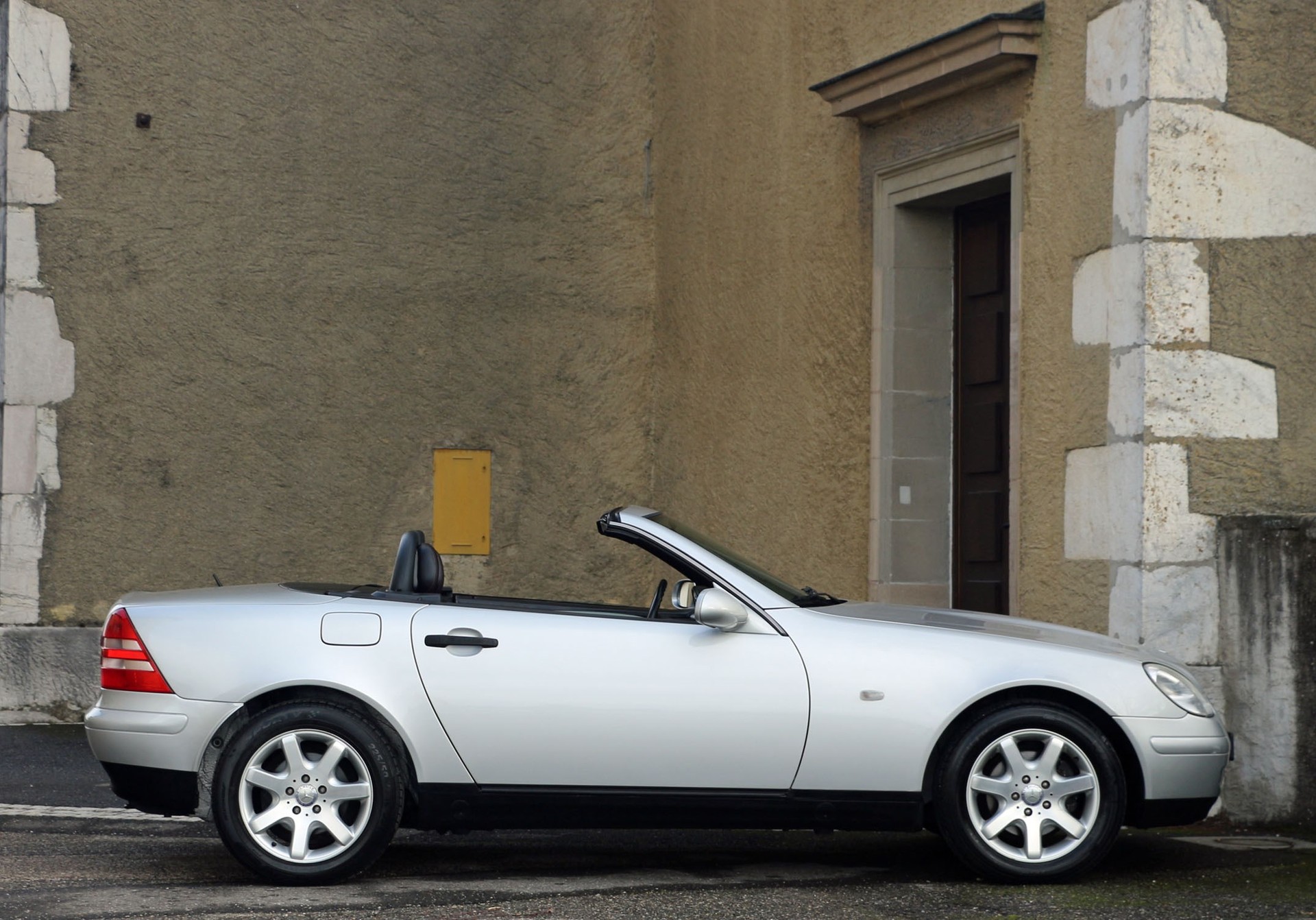 MERCEDES-BENZ SLK 230 Kompressor-image-17