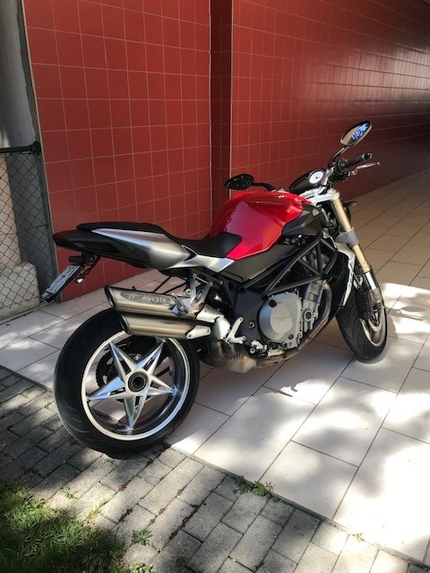 MV AGUSTA Brutale 750 S-image-1
