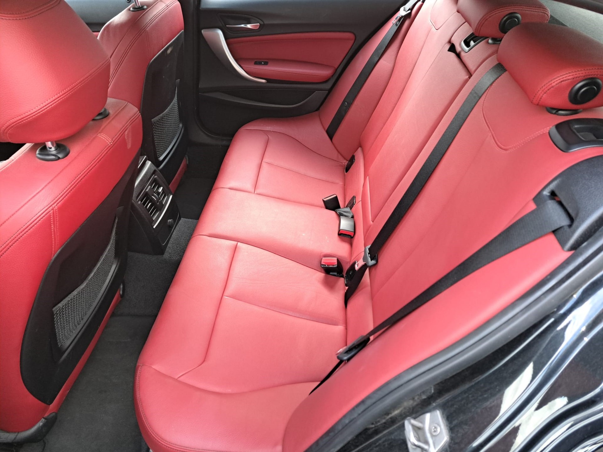 BMW M135i xDrive Steptronic-image-10