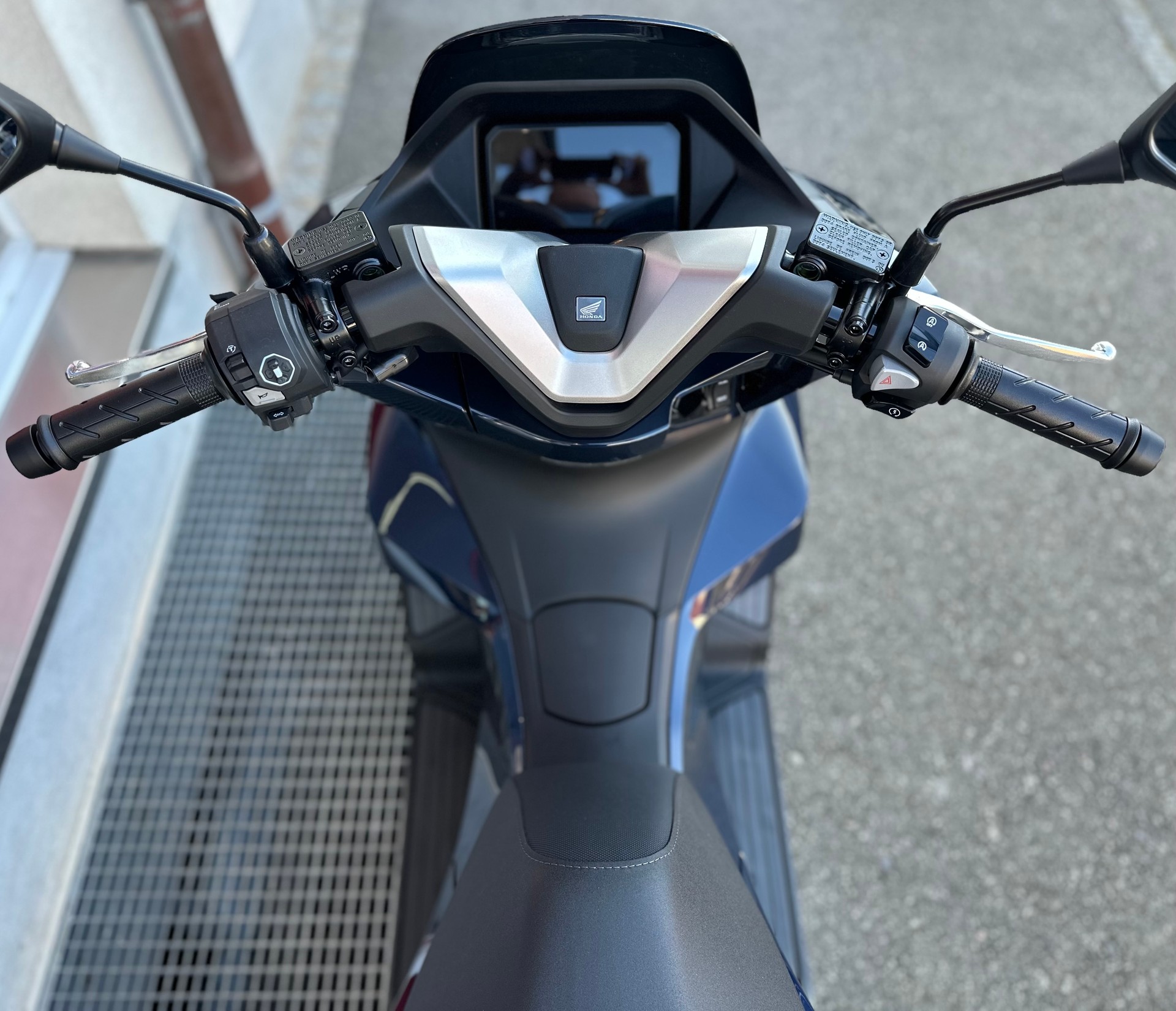 HONDA PCX 125 DX - TFT Konnektivität-image-8