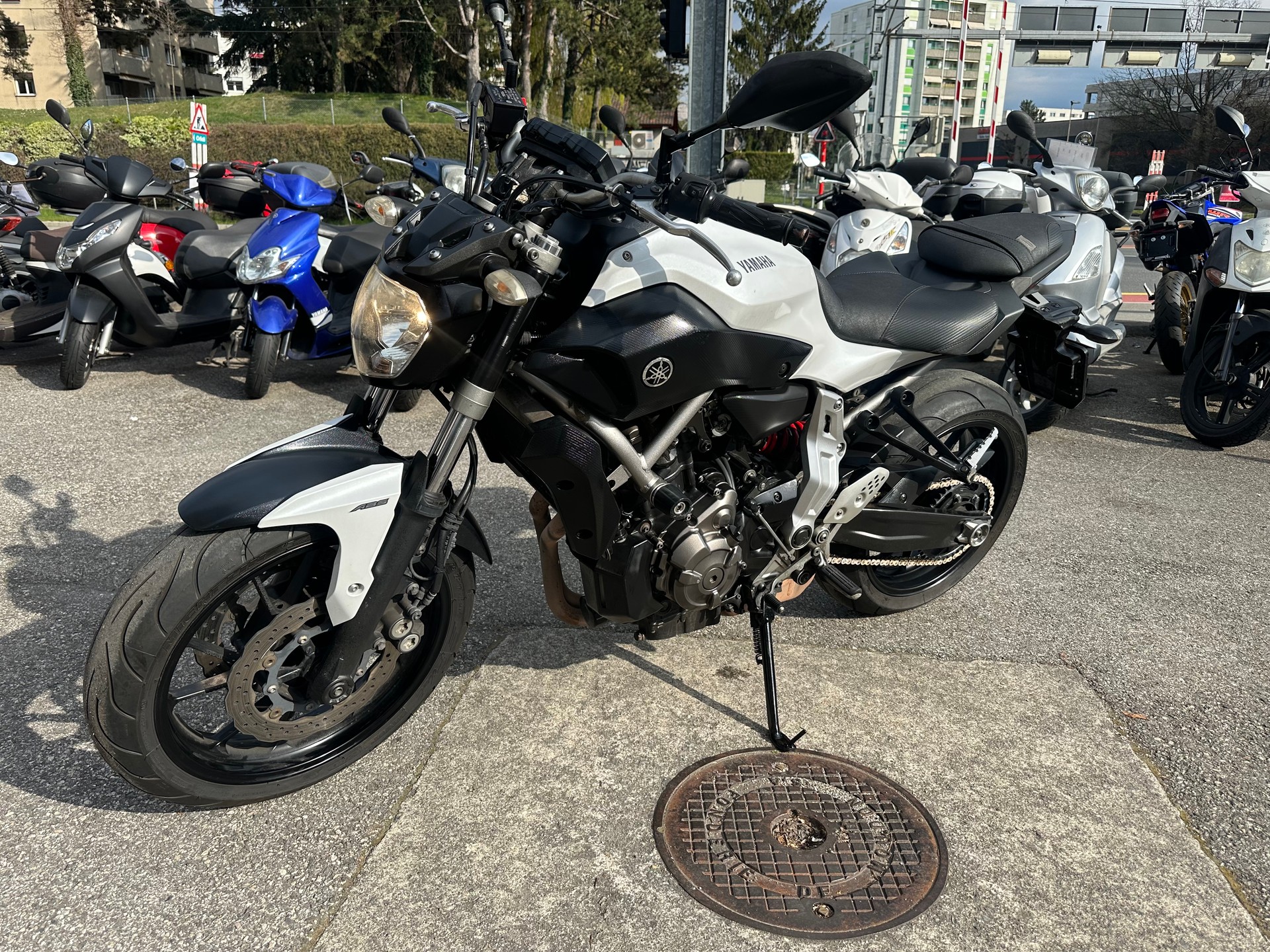 YAMAHA MT-07 ABS-image-1
