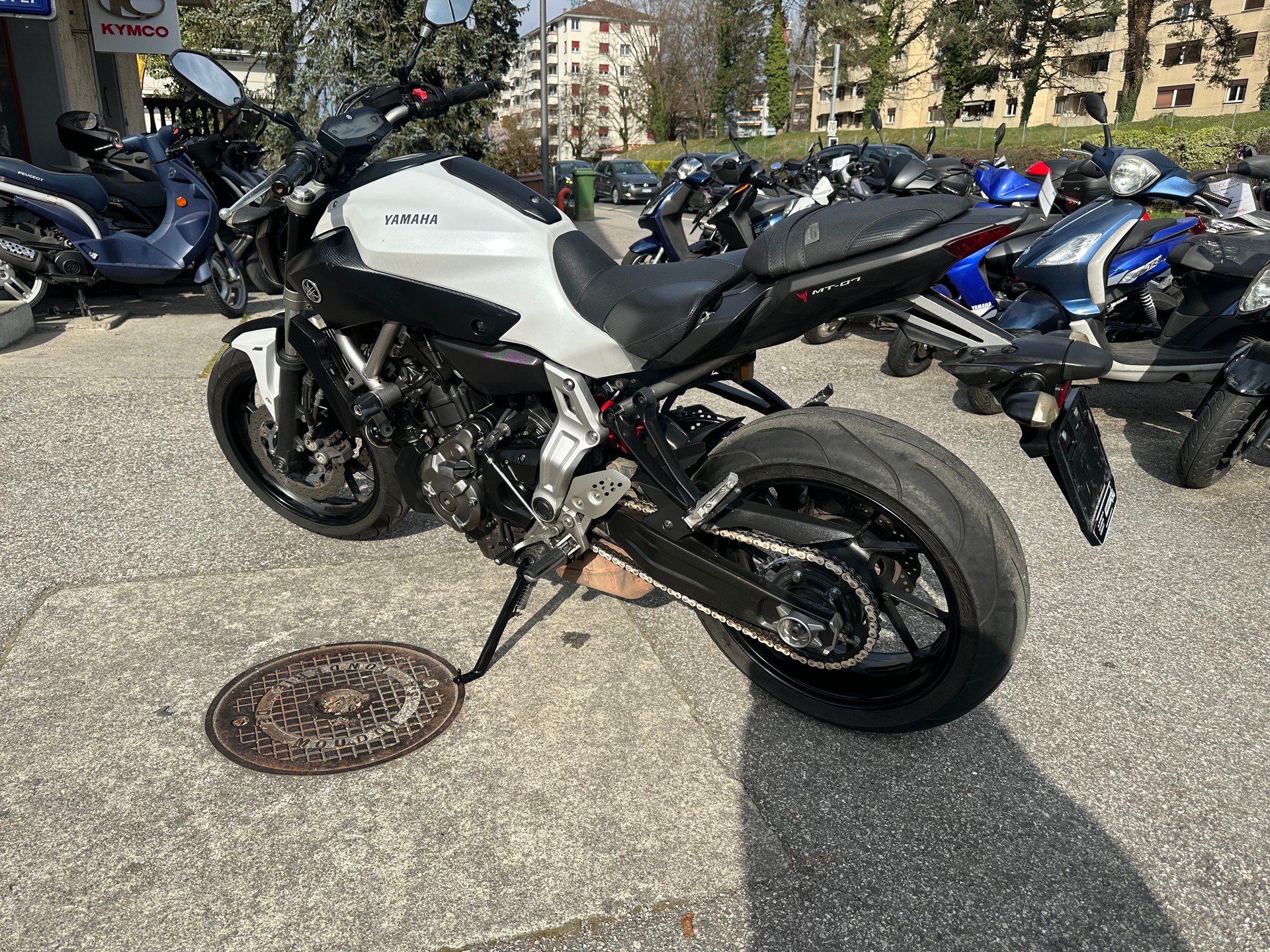 YAMAHA MT-07 ABS-image-2