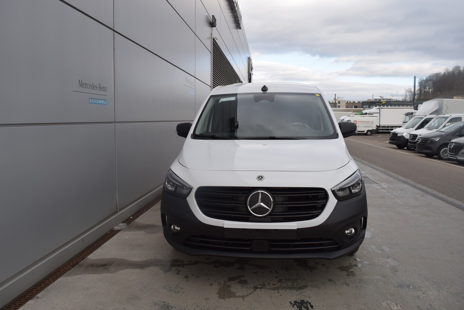 MERCEDES-BENZ eCitan 45kWh Base-showroom-element-1