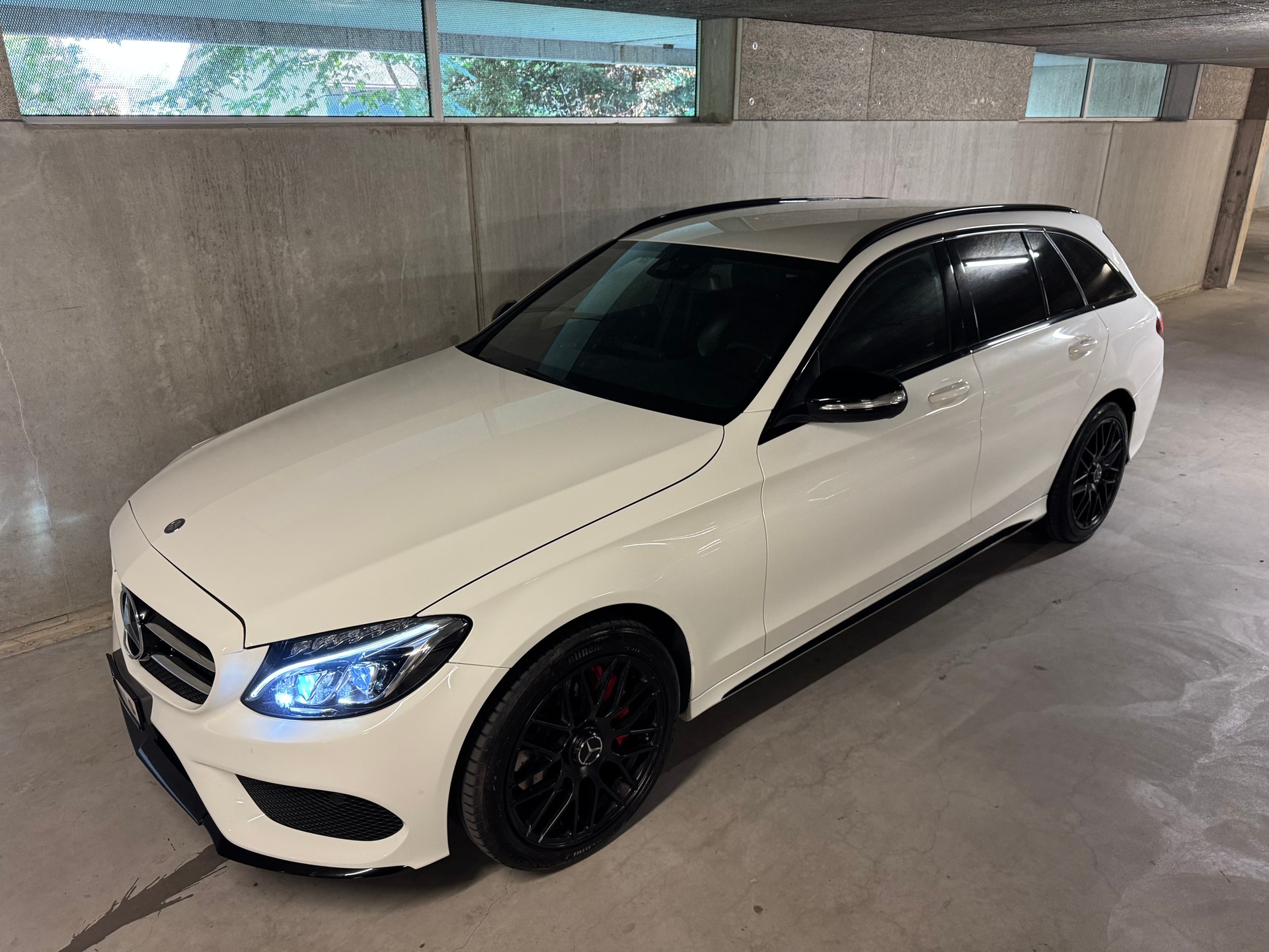 MERCEDES-BENZ C 250 BlueTEC AMG Line 4Matic 7G-Tronic-image-7