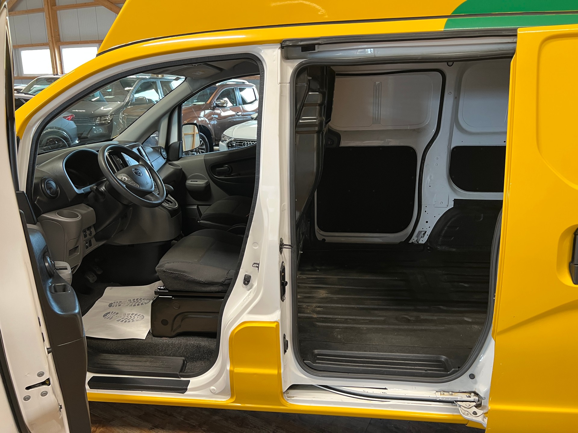 NISSAN e-NV200 Pro (incl. battery)-image-10