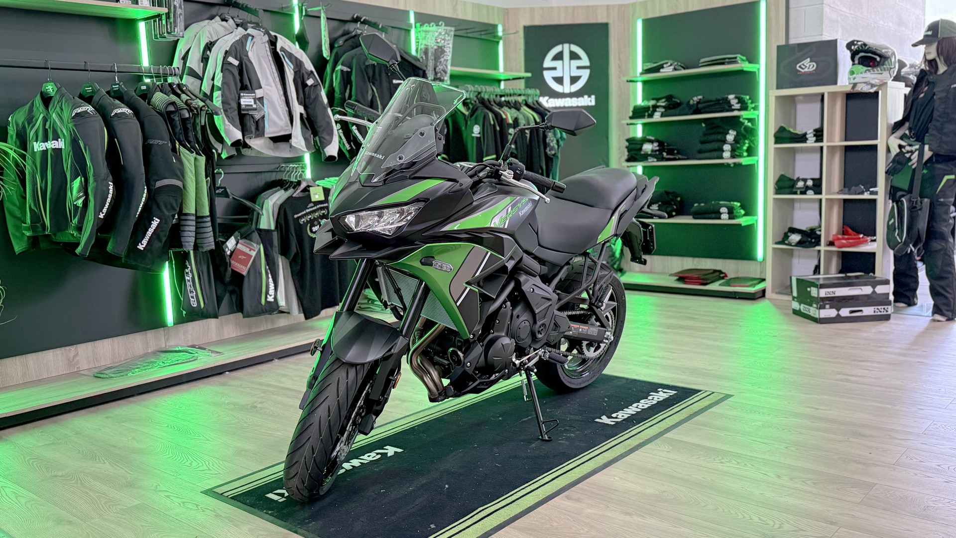 KAWASAKI Versys 650 Tourer-image-0