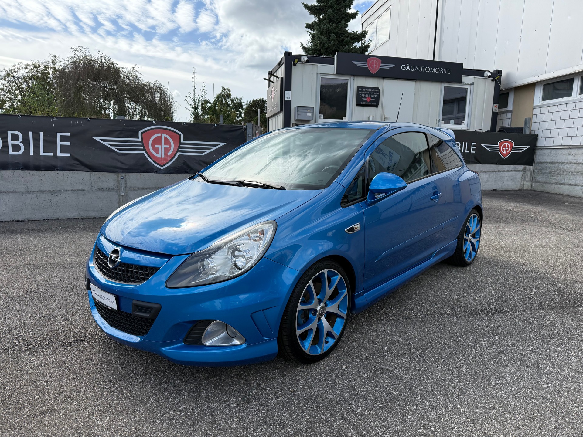 OPEL Corsa 1.6 Turbo OPC