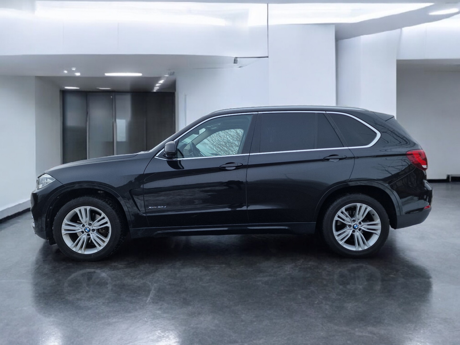 BMW X5 xDrive 30d Steptronic 12Mt Gara Anhängkupp MFK Neu 8x Alu