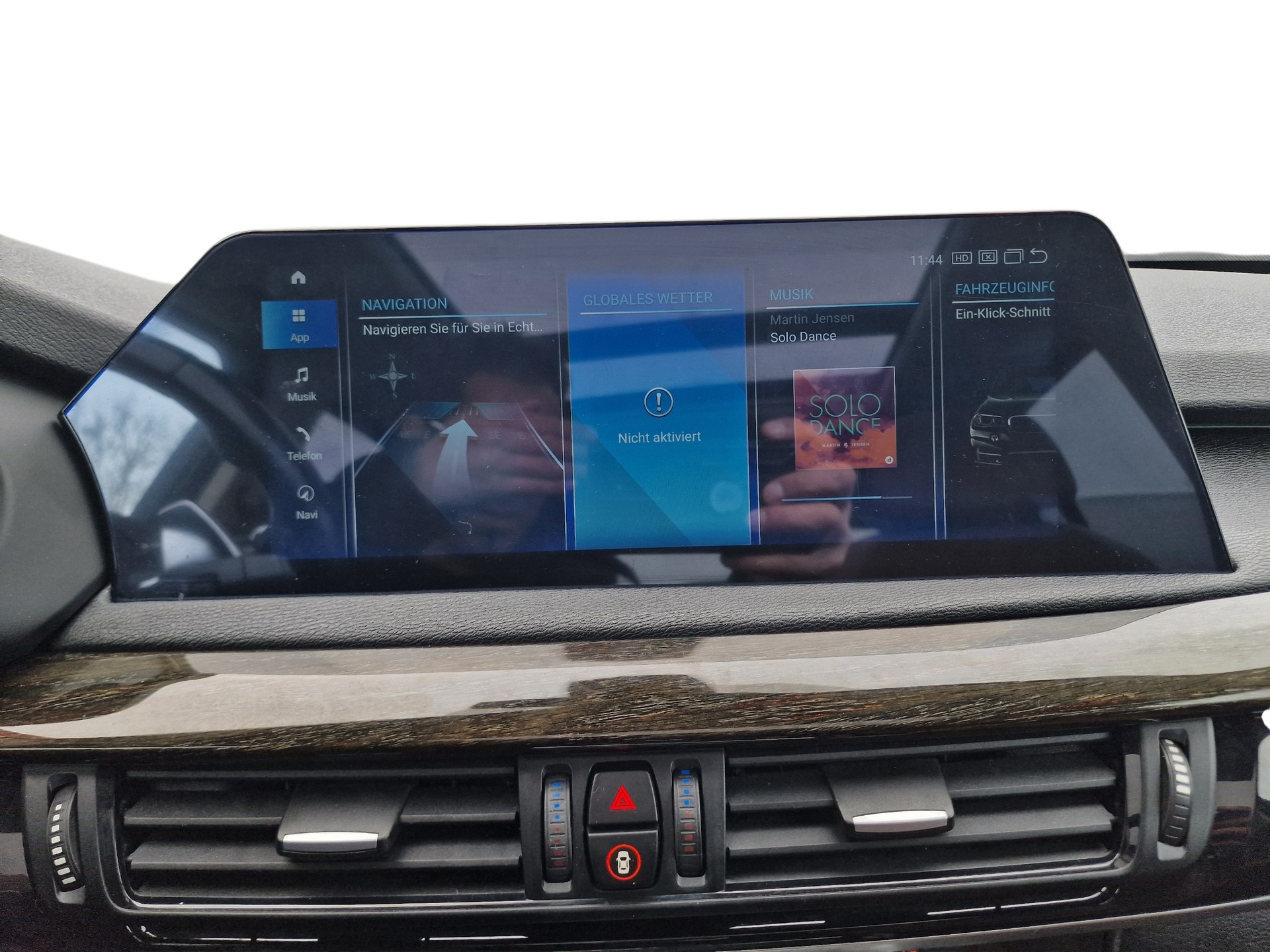 BMW X5 xDrive 30d Steptronic 12Mt Gara Anhängkupp MFK Neu 8x Alu-image-20