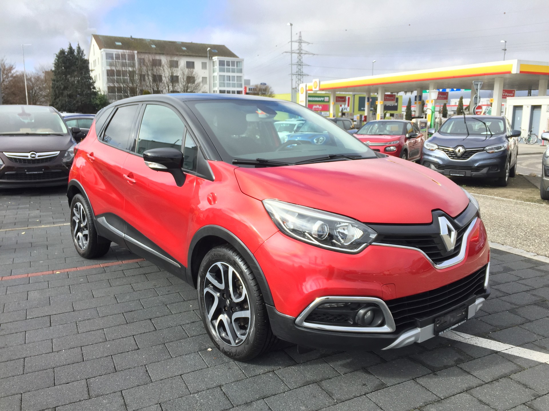 RENAULT Captur 1.2 T 16V Dynamique EDC-image-2