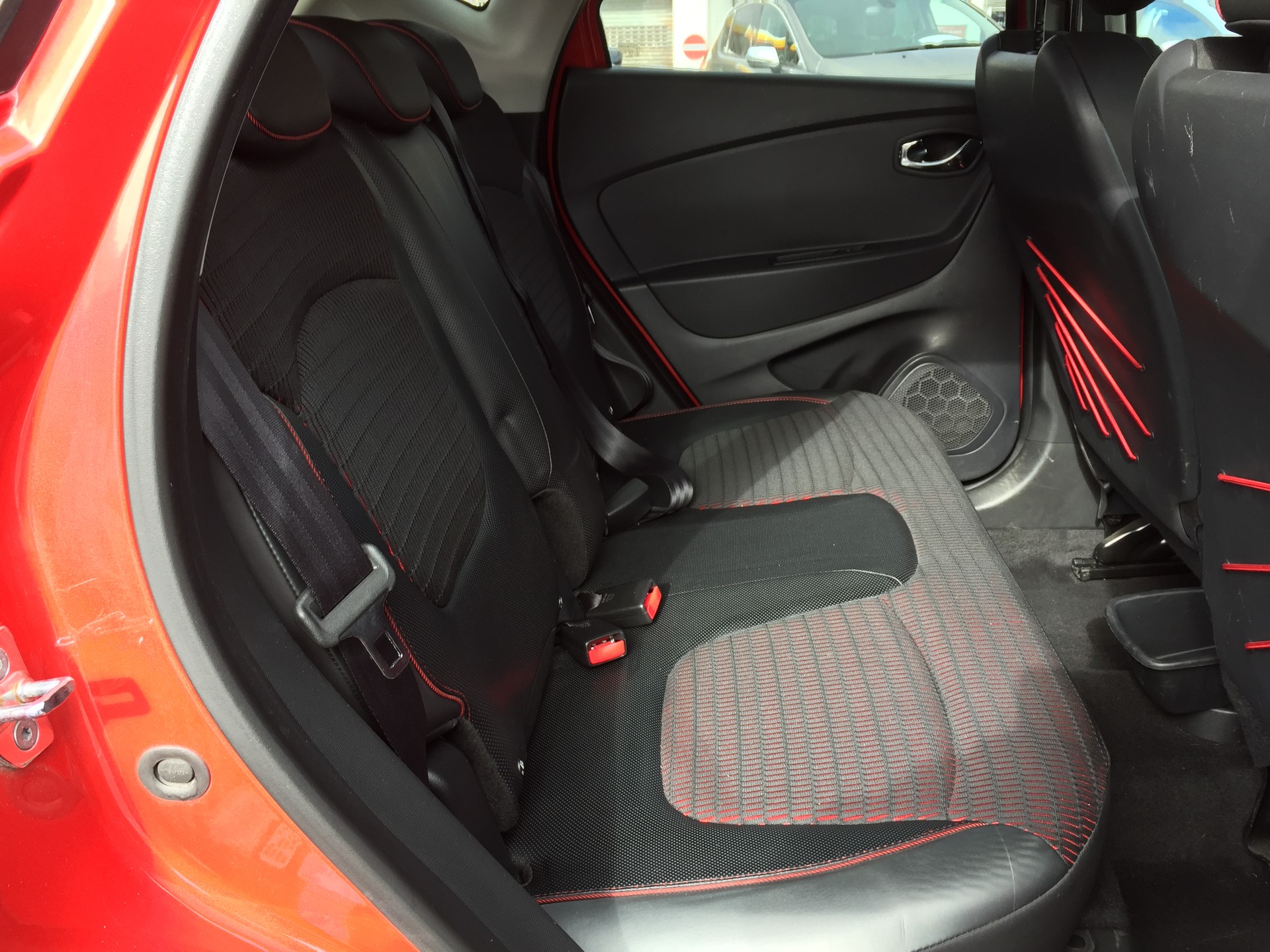 RENAULT Captur 1.2 T 16V Dynamique EDC-image-7