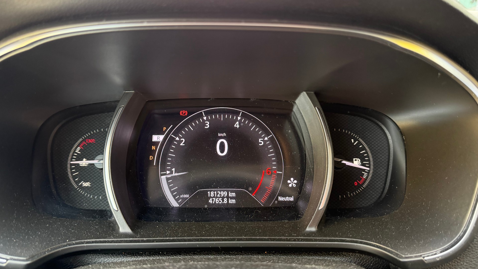 RENAULT MEGANE GT - Line-image-17