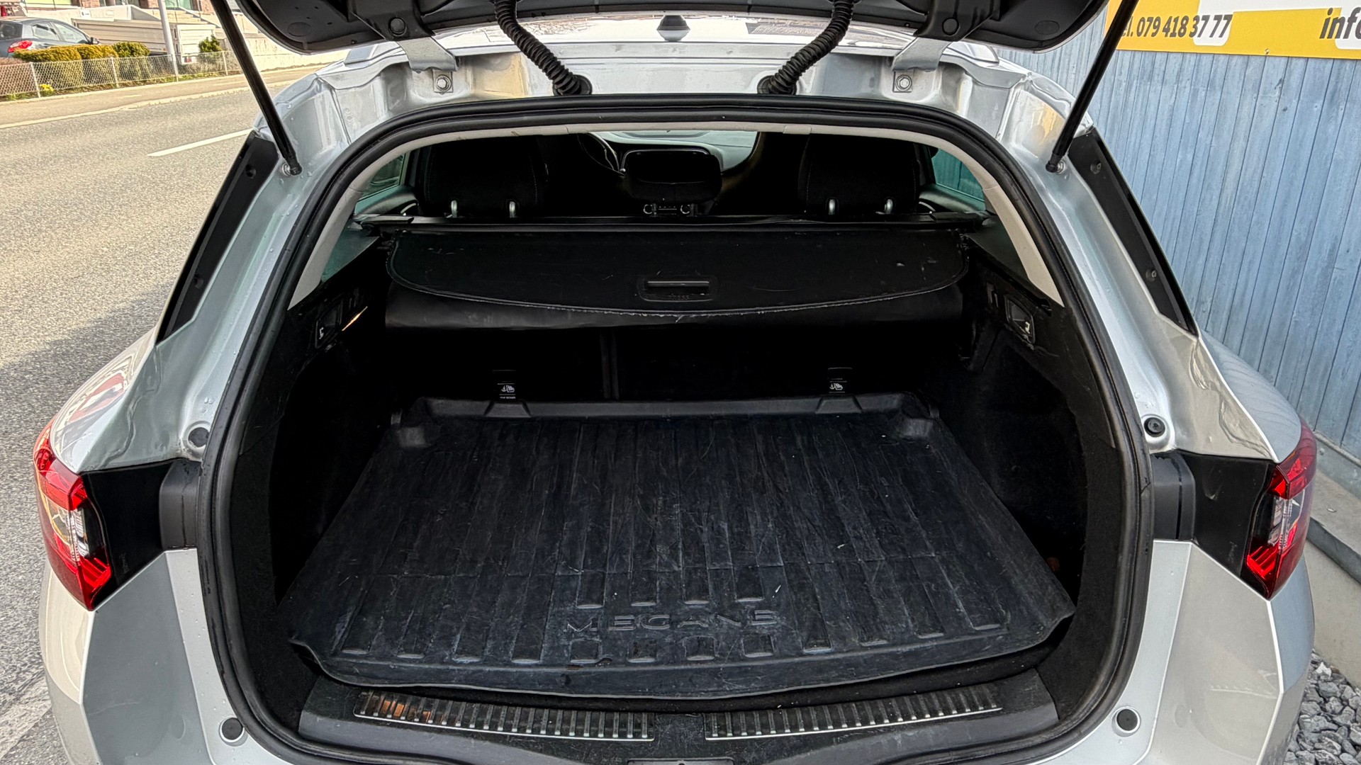 RENAULT MEGANE GT - Line-image-10