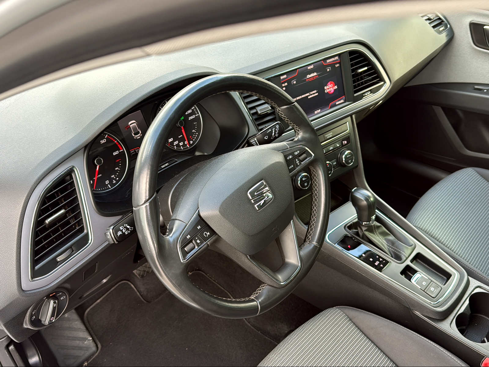 SEAT Leon ST 2.0 TDI CR Style DSG-image-8