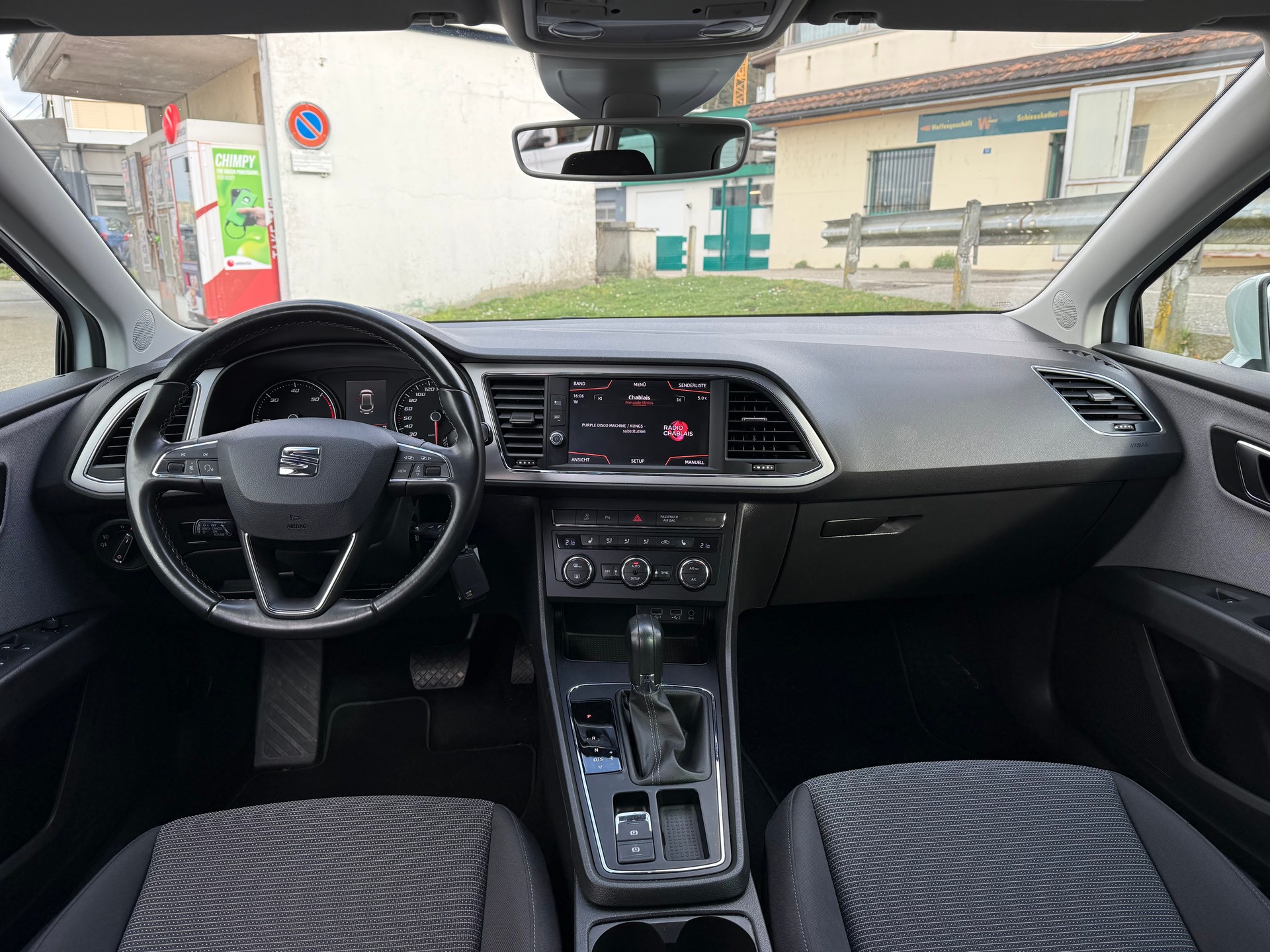 SEAT Leon ST 2.0 TDI CR Style DSG-image-11