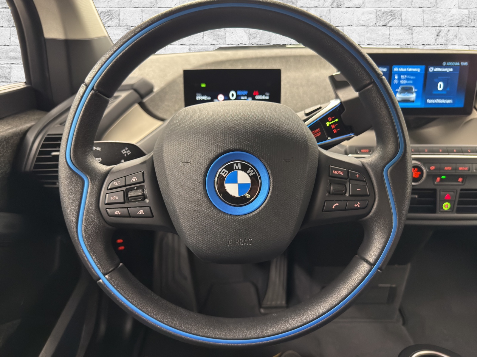 BMW i3 (120Ah)-image-12