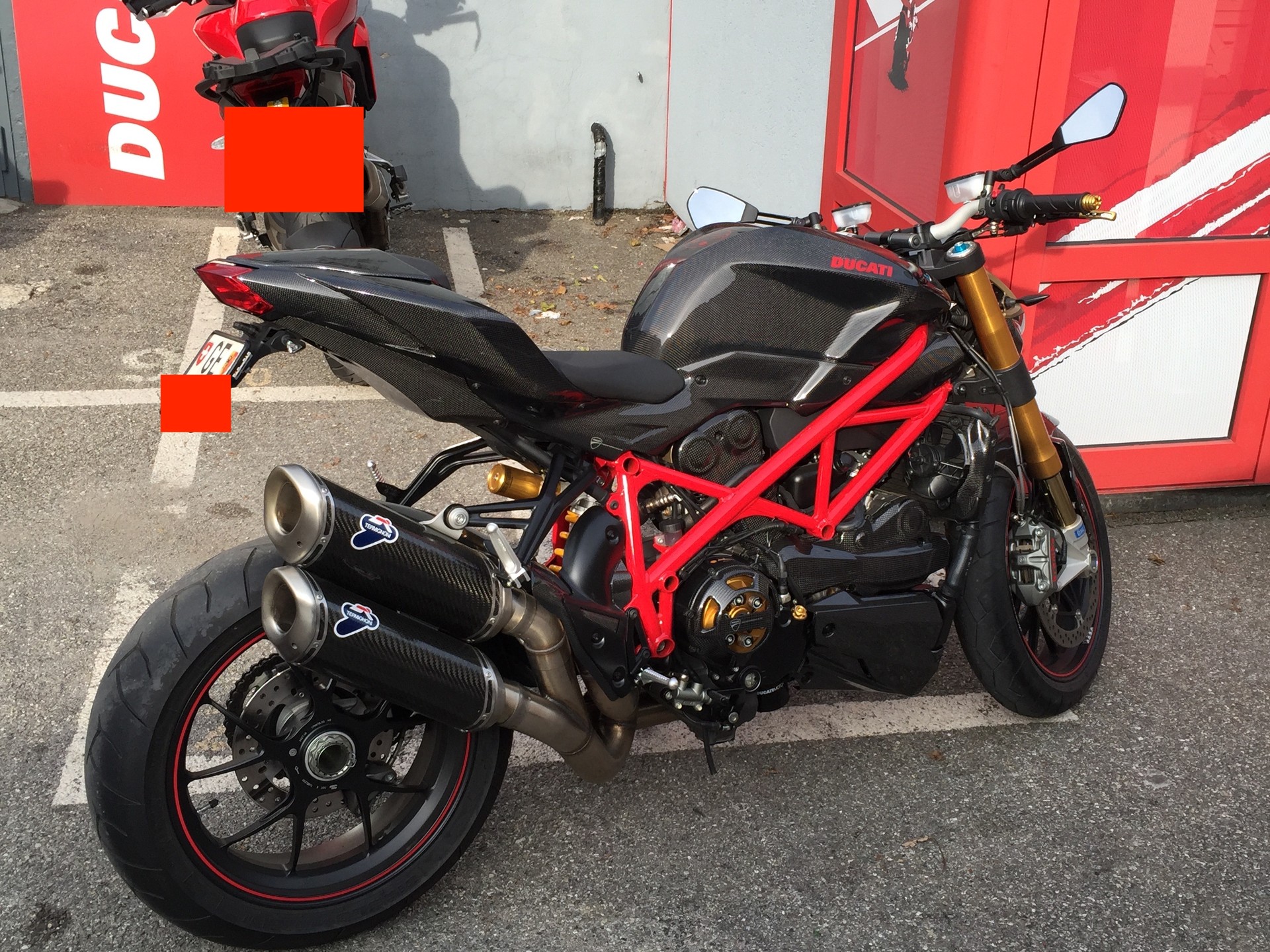 DUCATI Streetfighter 1099 S-image-8