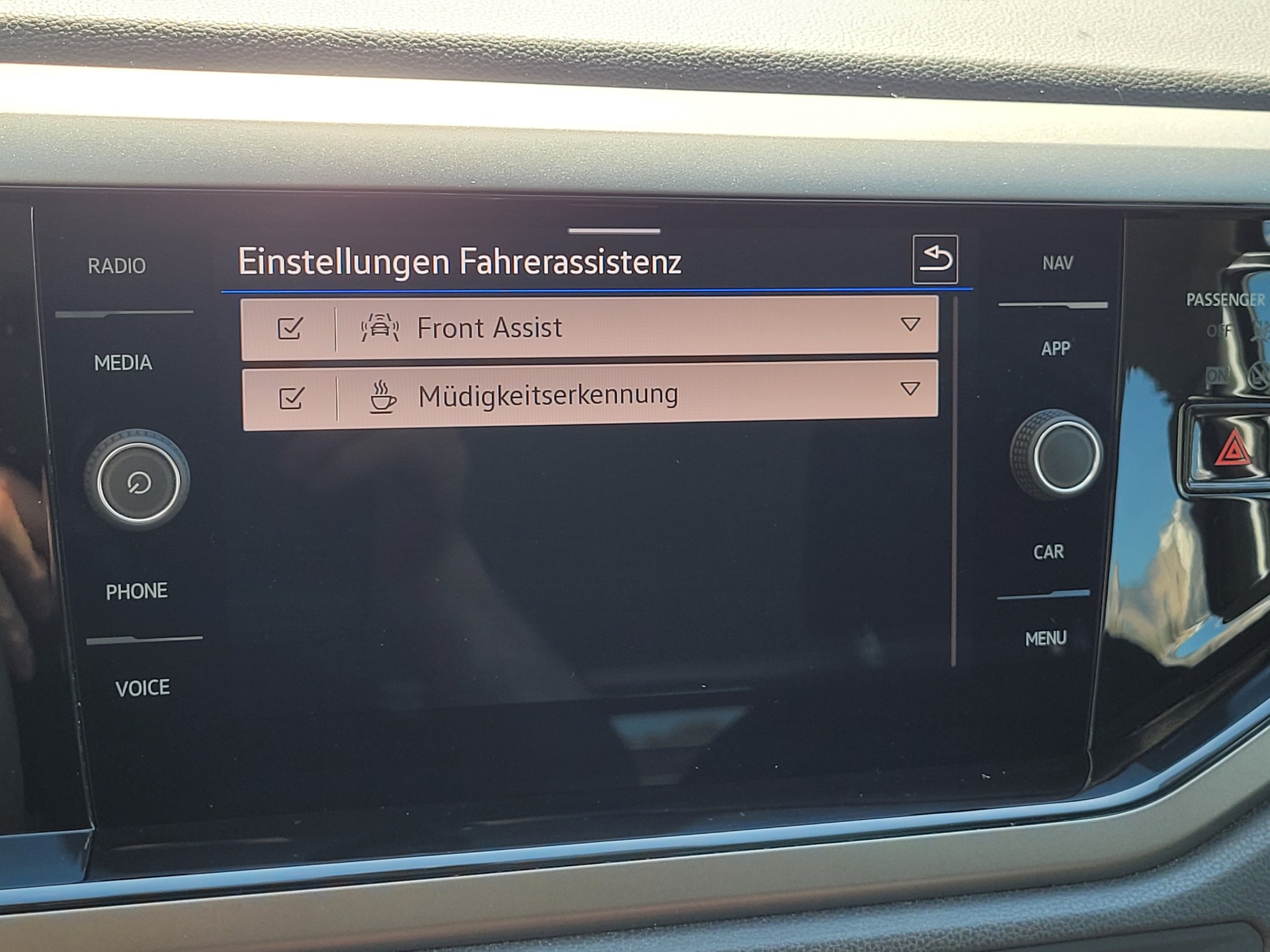 VW Polo 1.0 TSI BMT Comfortline *frisch ab MFK+Parksensoren*-image-12