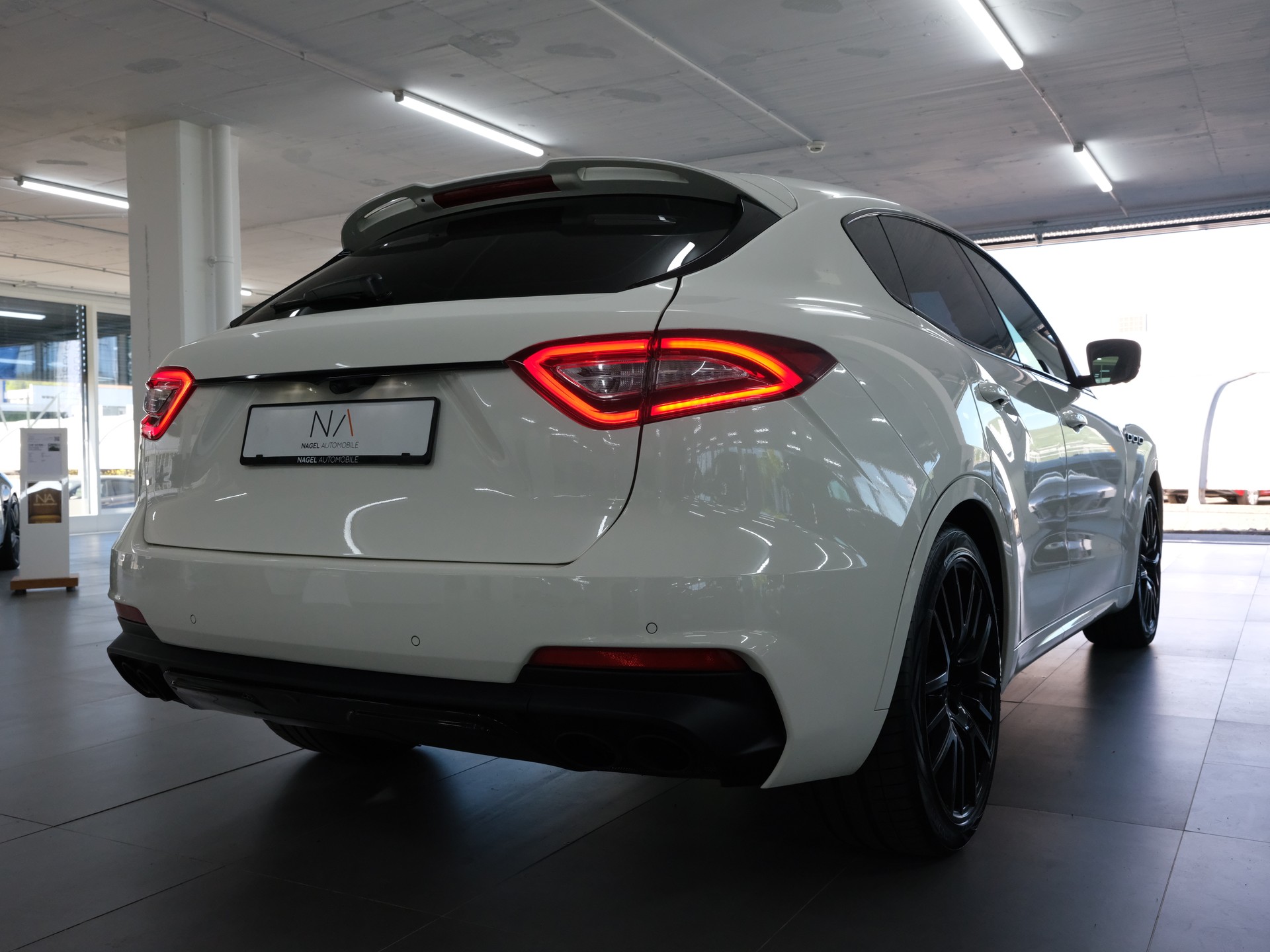 MASERATI Levante S 3.0V6 GranSport Automatica *Facelift* *Harman&Kardon* *Panorama*-showroom-element-2