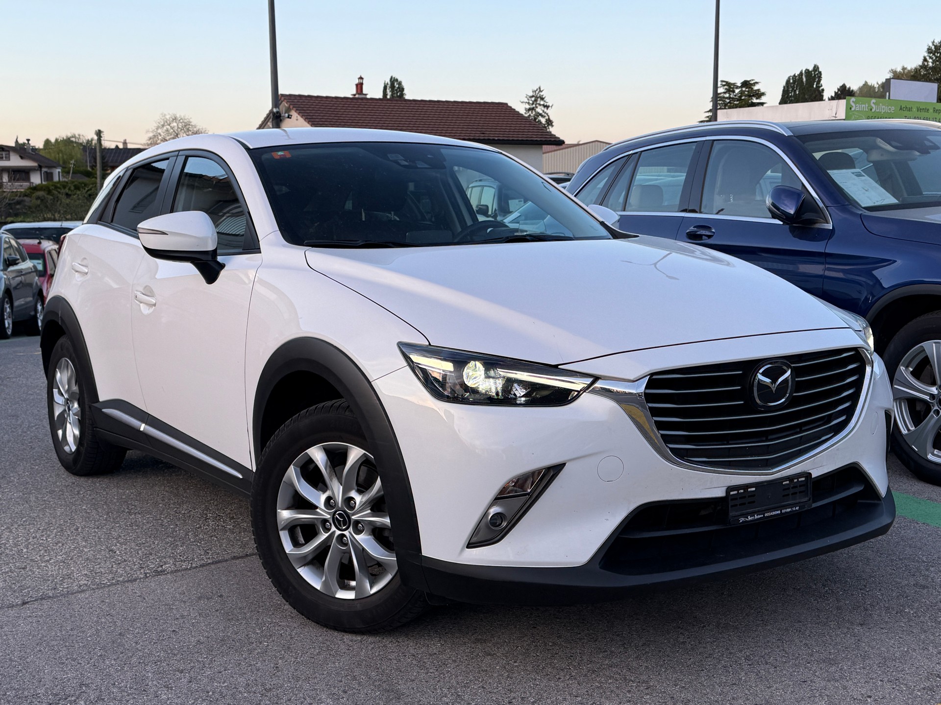 MAZDA CX-3 2.0 Revolution FWD-showroom-element-1