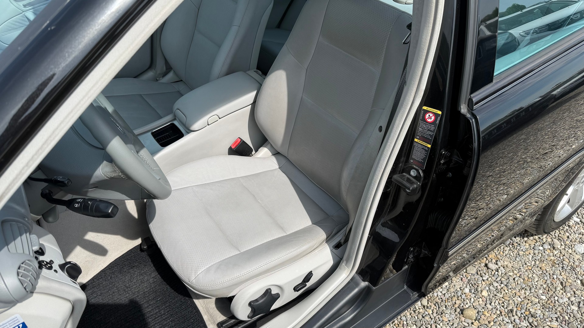 MERCEDES-BENZ C 280 Avantgarde-showroom-element-2